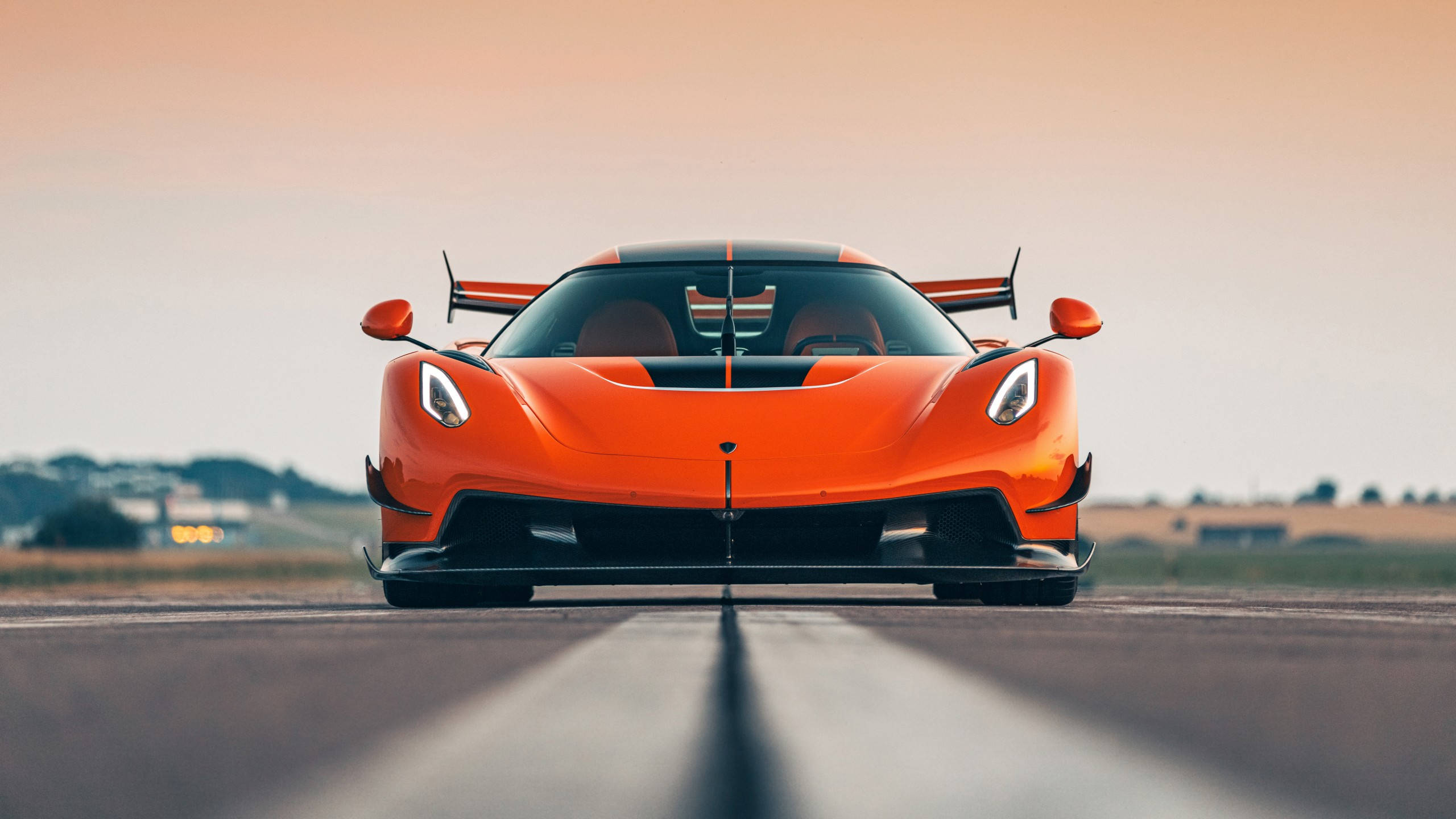 2560x1440 Auto Naranja Koenigsegg Jesko Fondos de pantalla