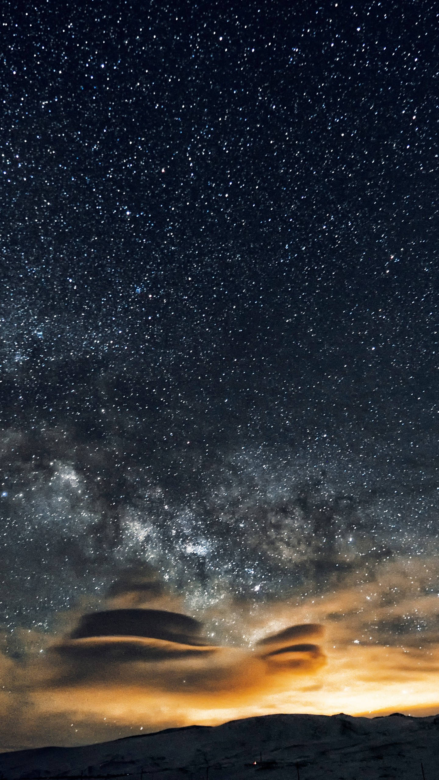 8K iPhone Noche Estrellada Majestuosa Fondos de pantalla