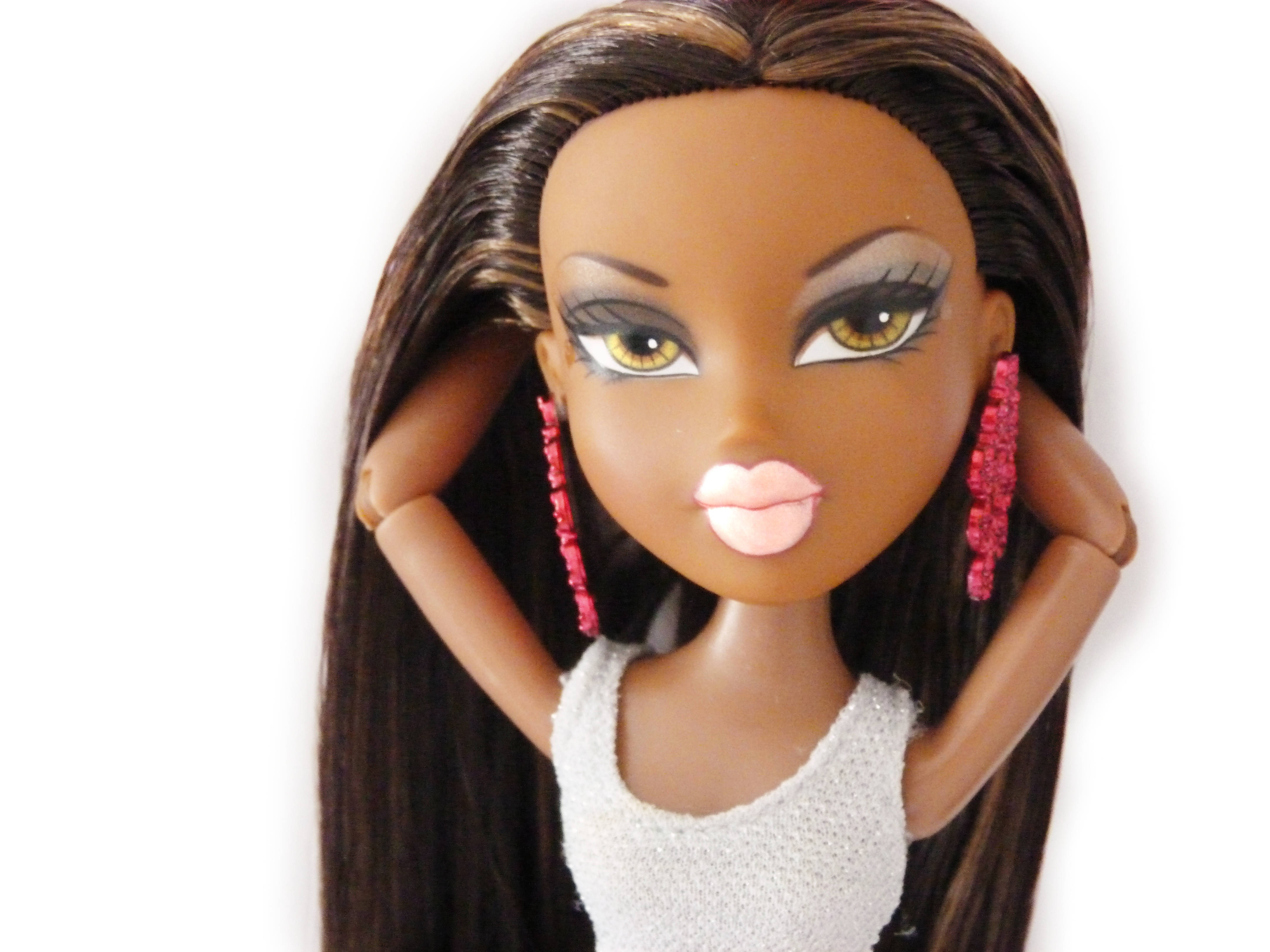 Abraza tu estilo interior con la estética chic de Bratz Fondos de pantalla