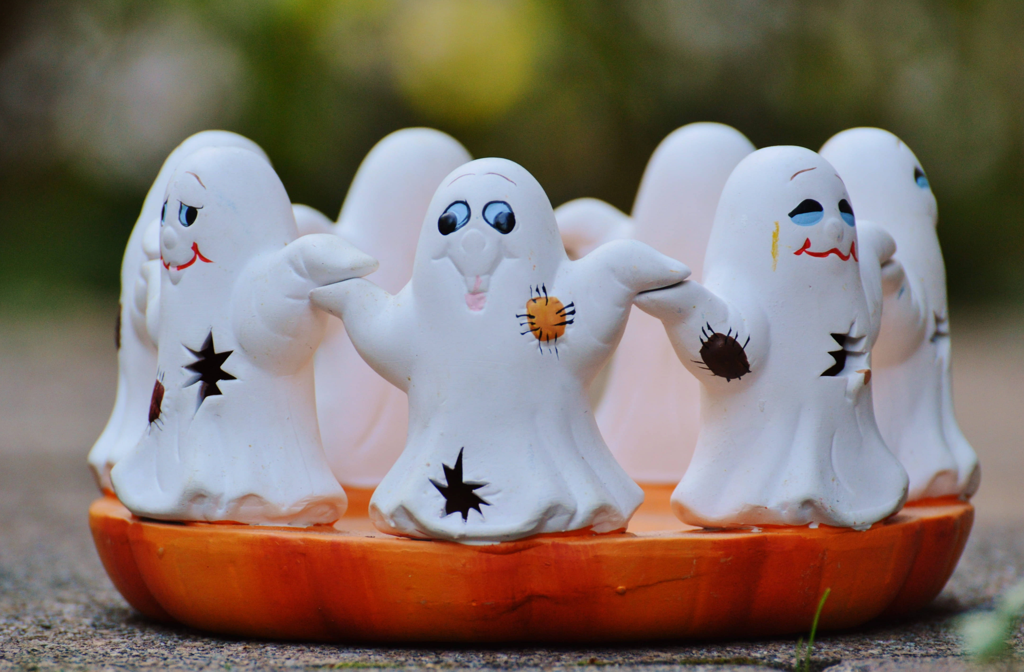 Adorno de Halloween de Fantasmas Blancos Lindos Fondos de pantalla