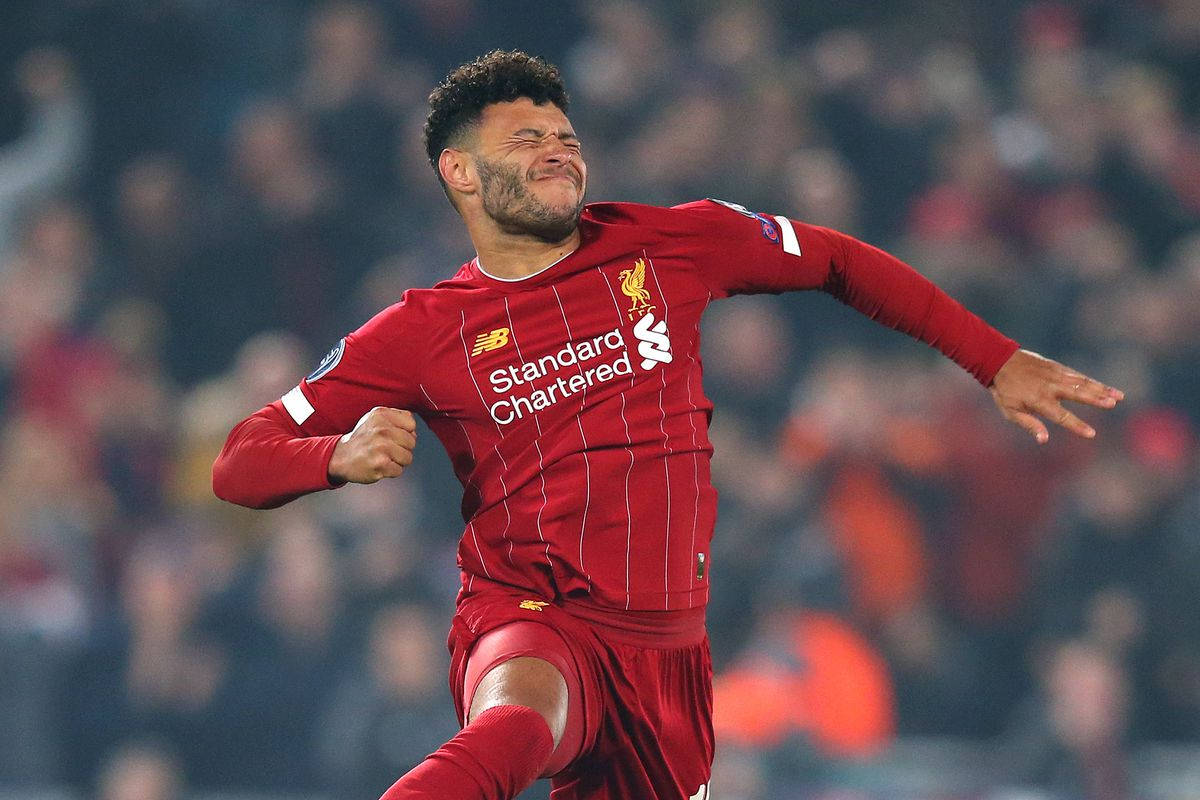 Alex Oxlade-Chamberlain Saltando en el Aire Fondos de pantalla