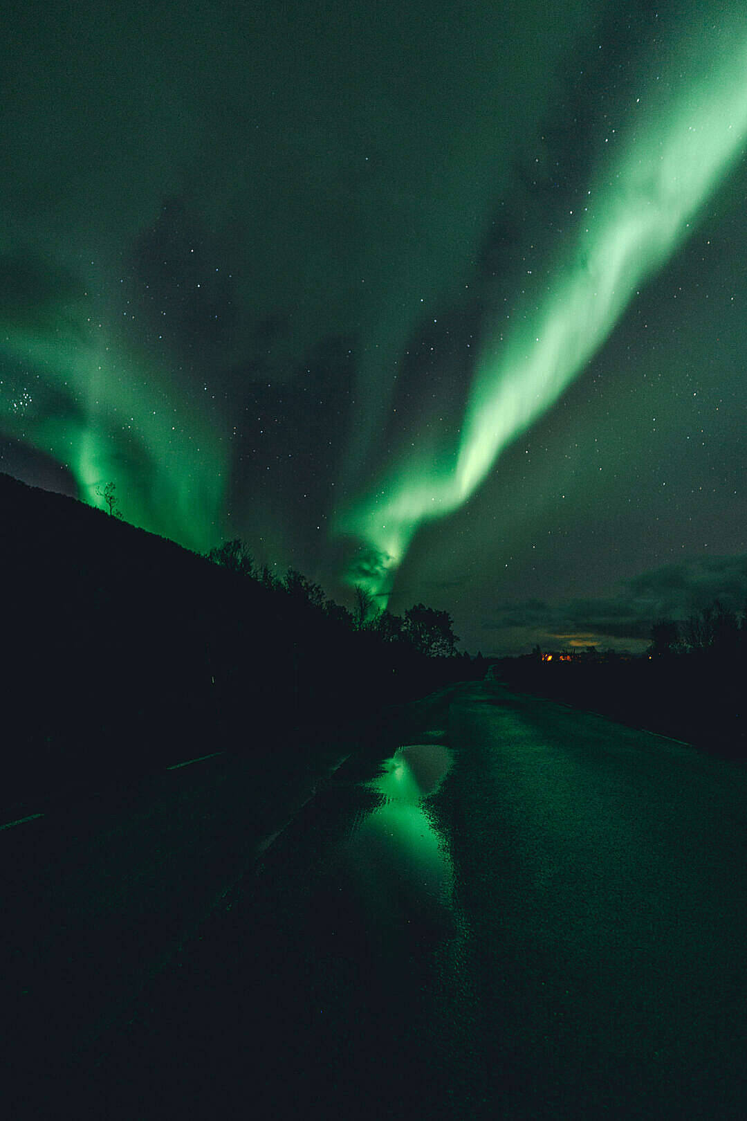 Aurora Boreal en Noruega iPhone Verde Fondos de pantalla