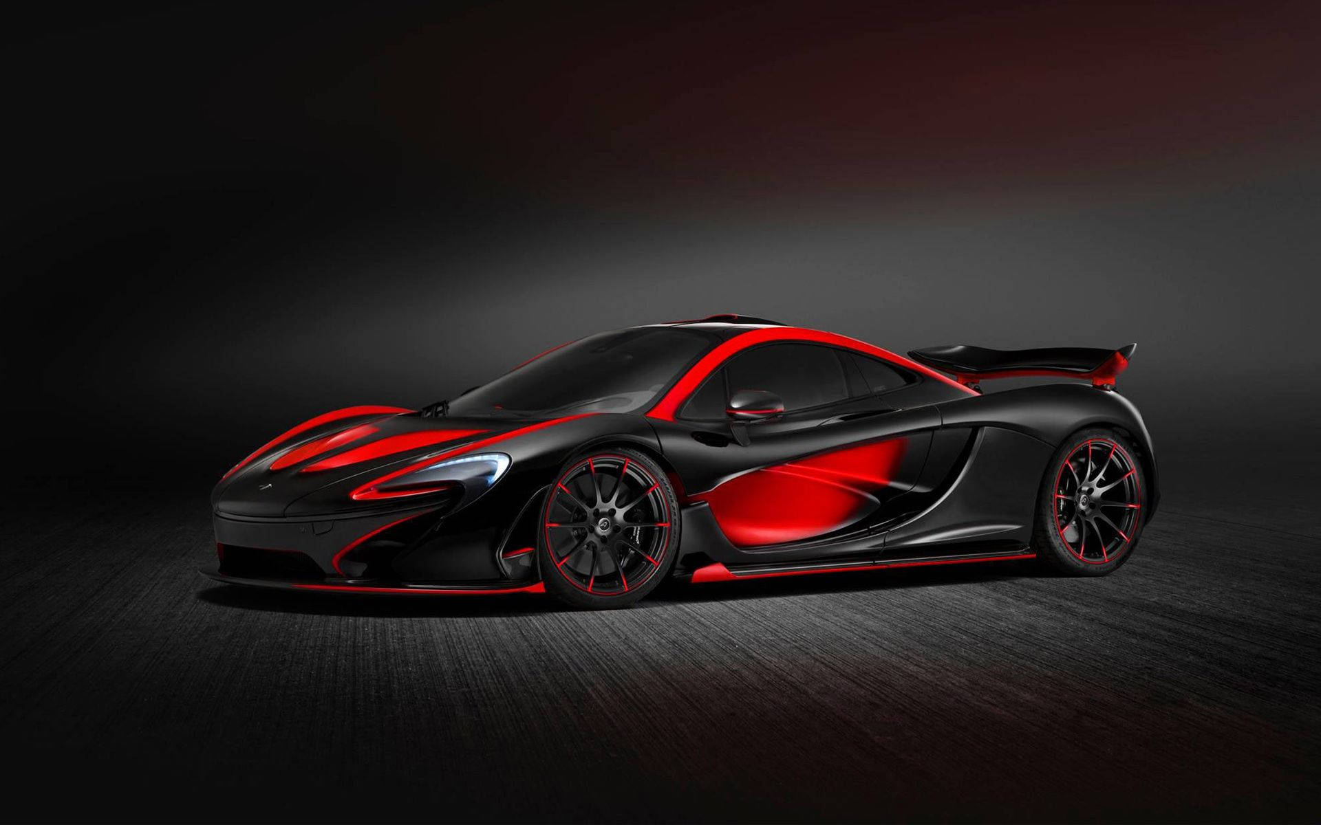 Auto McLaren P1 rojo, negro y gris Fondos de pantalla