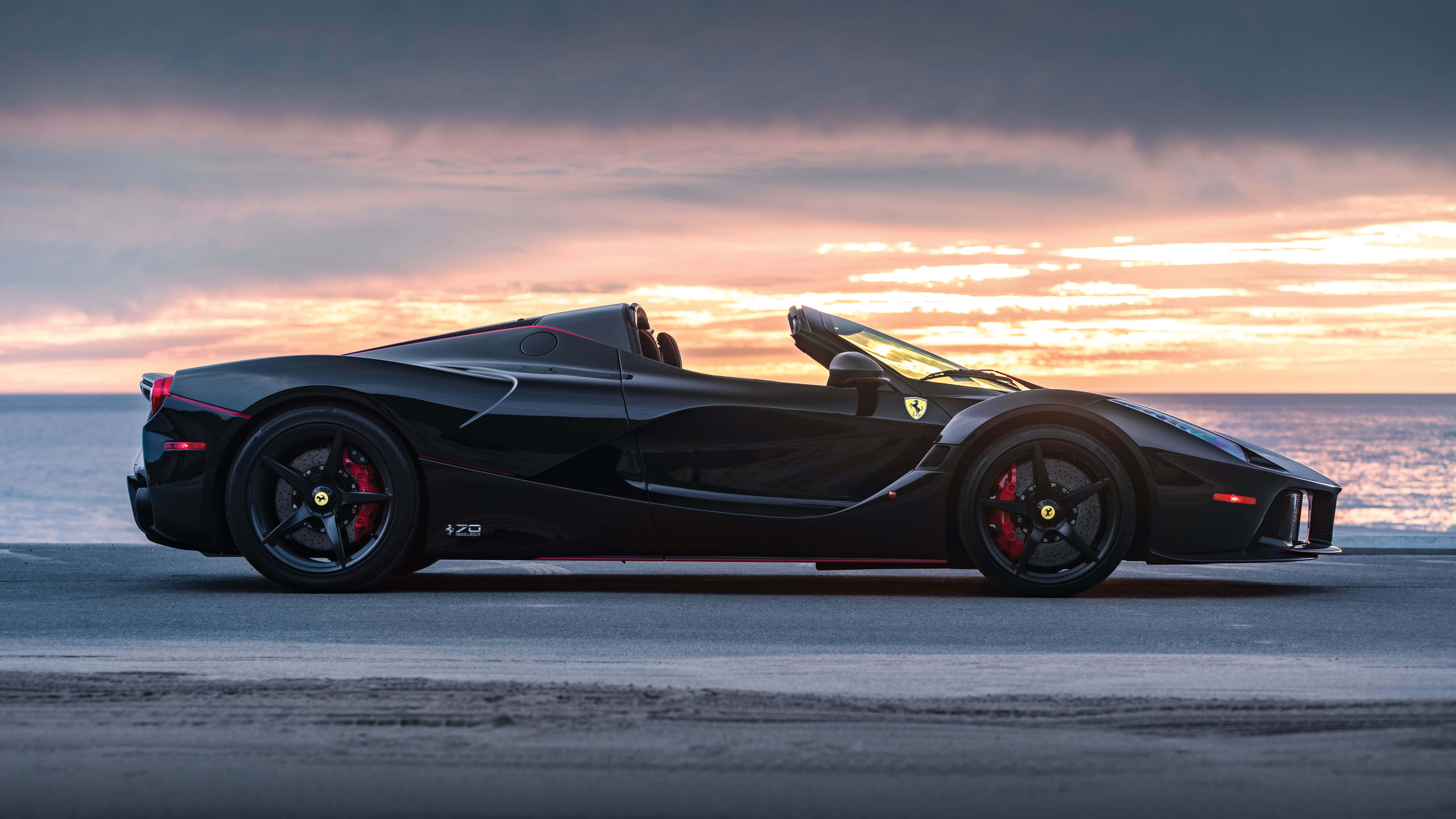 Auto Negro 4K Ferrari Atardecer Playa Fondos de pantalla