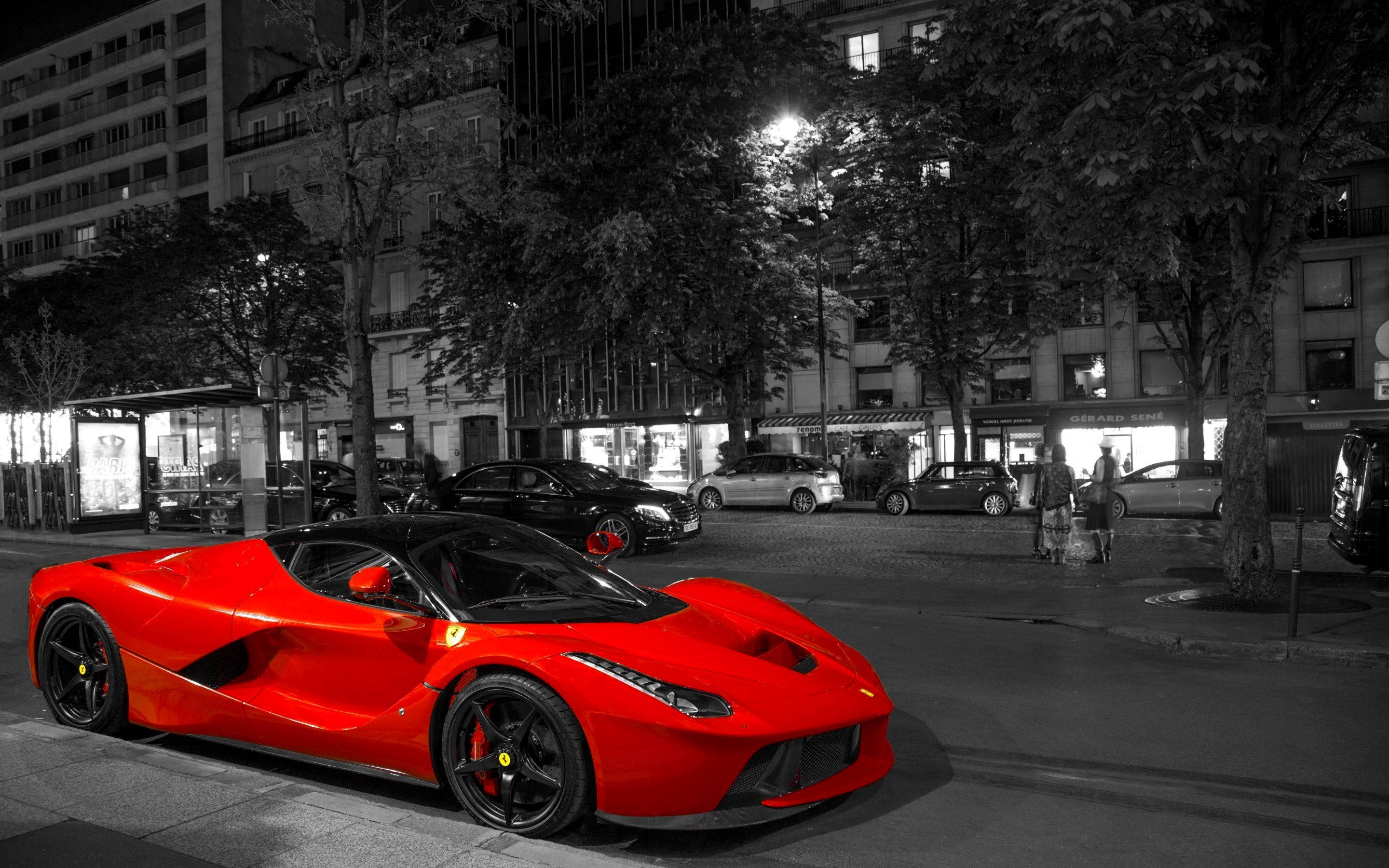 Auto Rojo Estético en Blanco y Negro para Computadora Fondos de pantalla