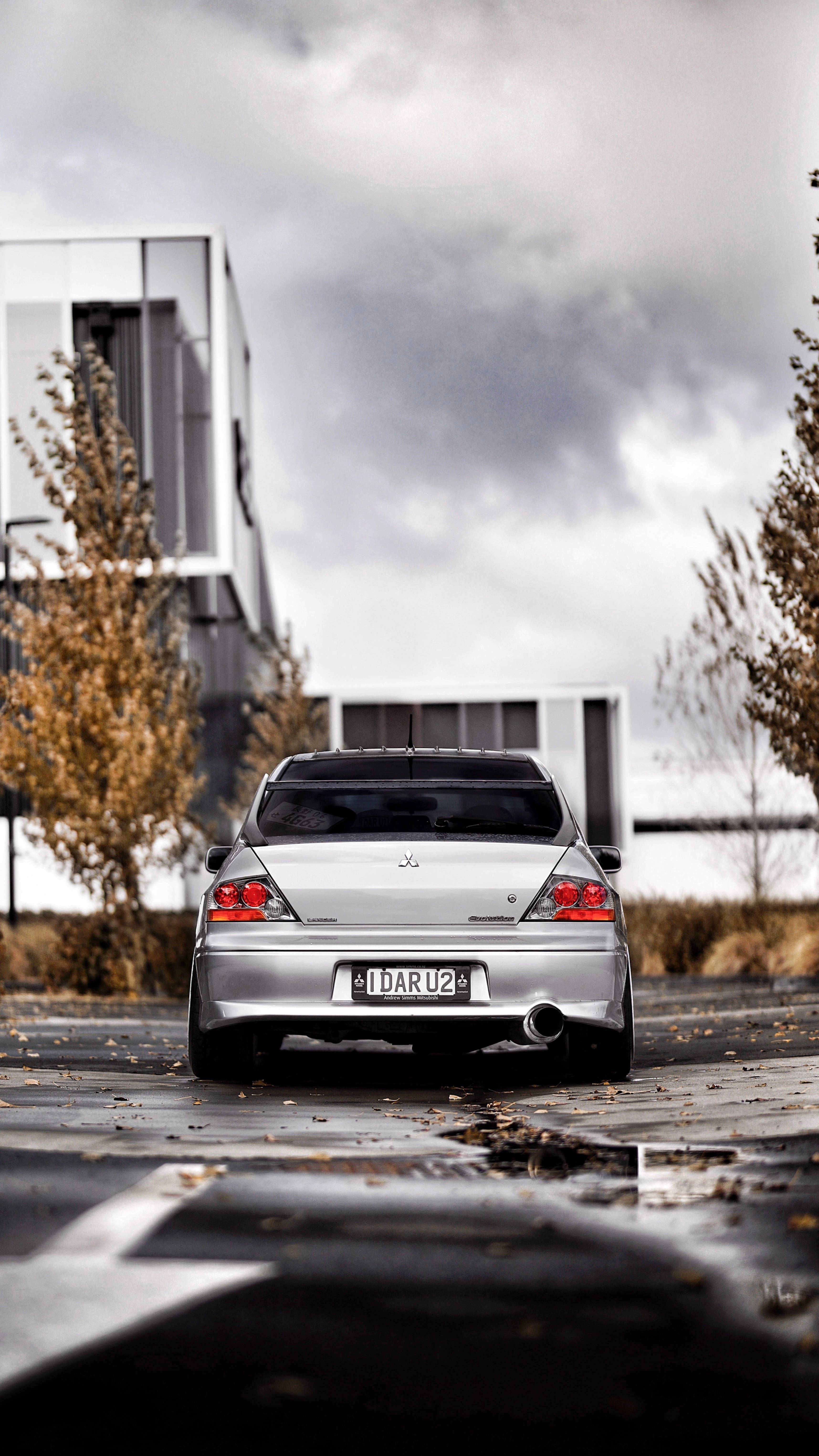 Autos JDM negros y verde azulado mojados Fondos de pantalla