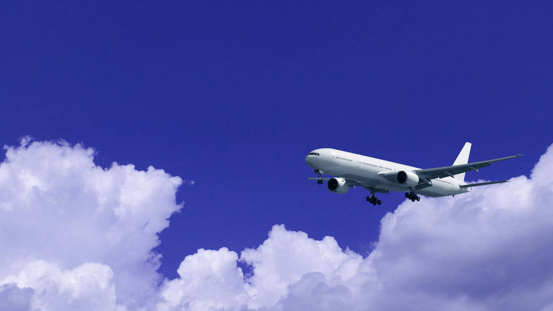 Avión Cielo Azul Nubes Espesas Fondos de pantalla