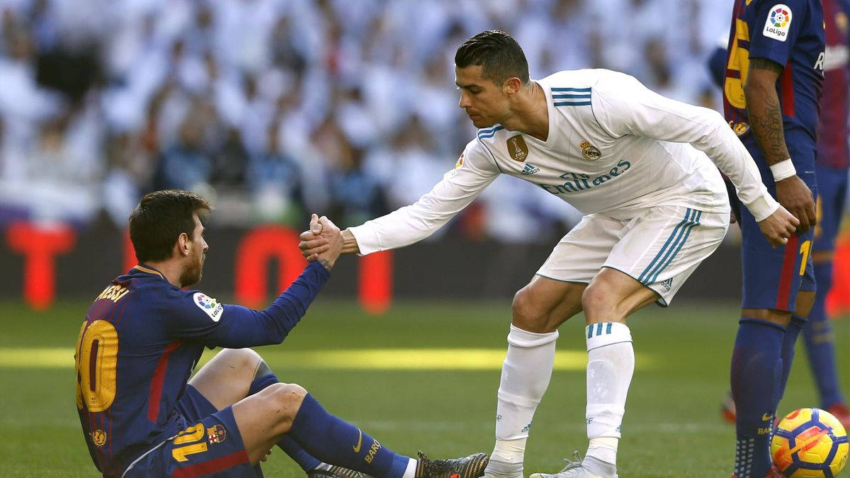 Ayudando a Messi y Ronaldo 4K Fondos de pantalla