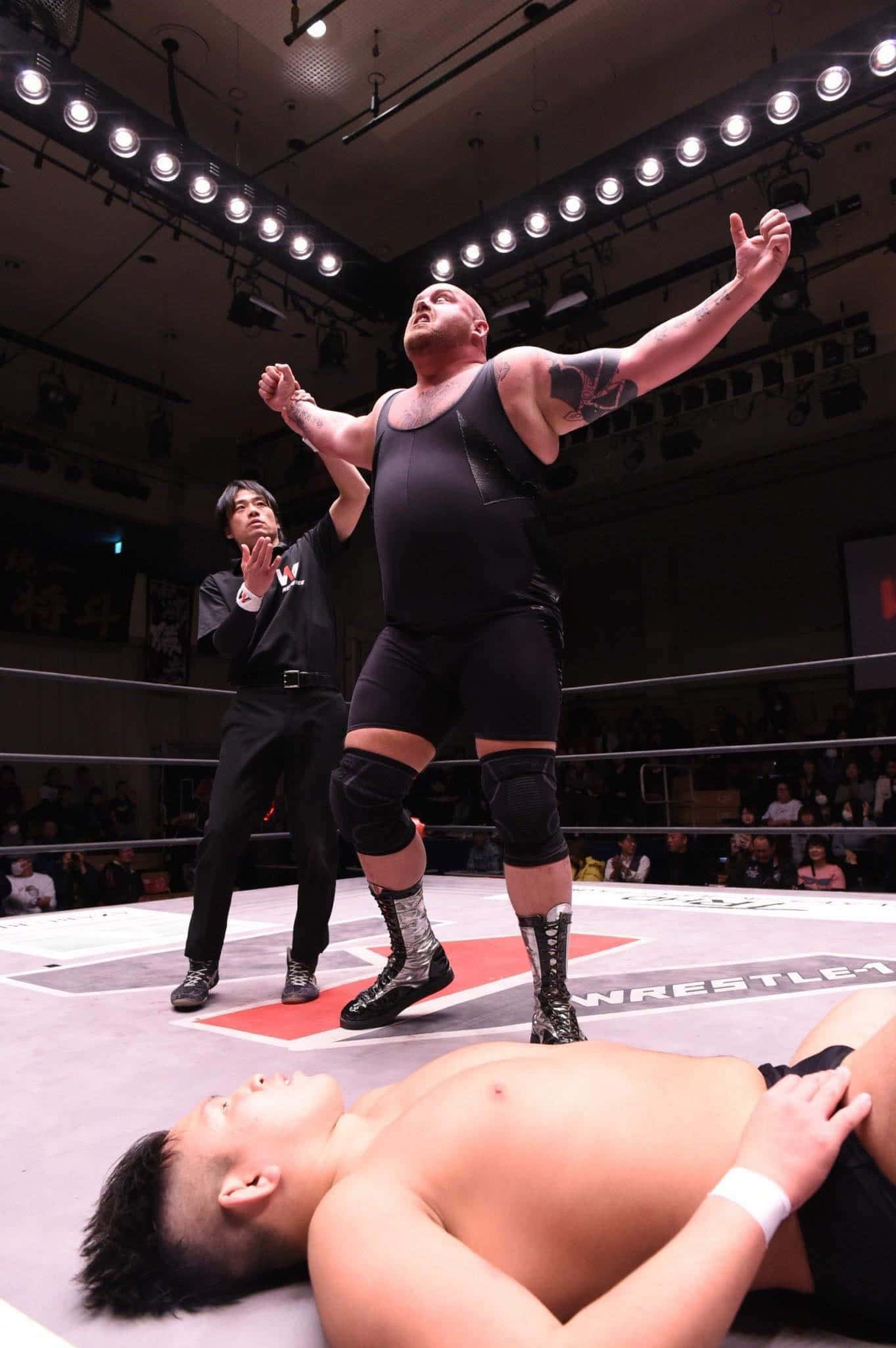 Bam Bam Bigelow Celebra Victoria en WWE Fondos de pantalla