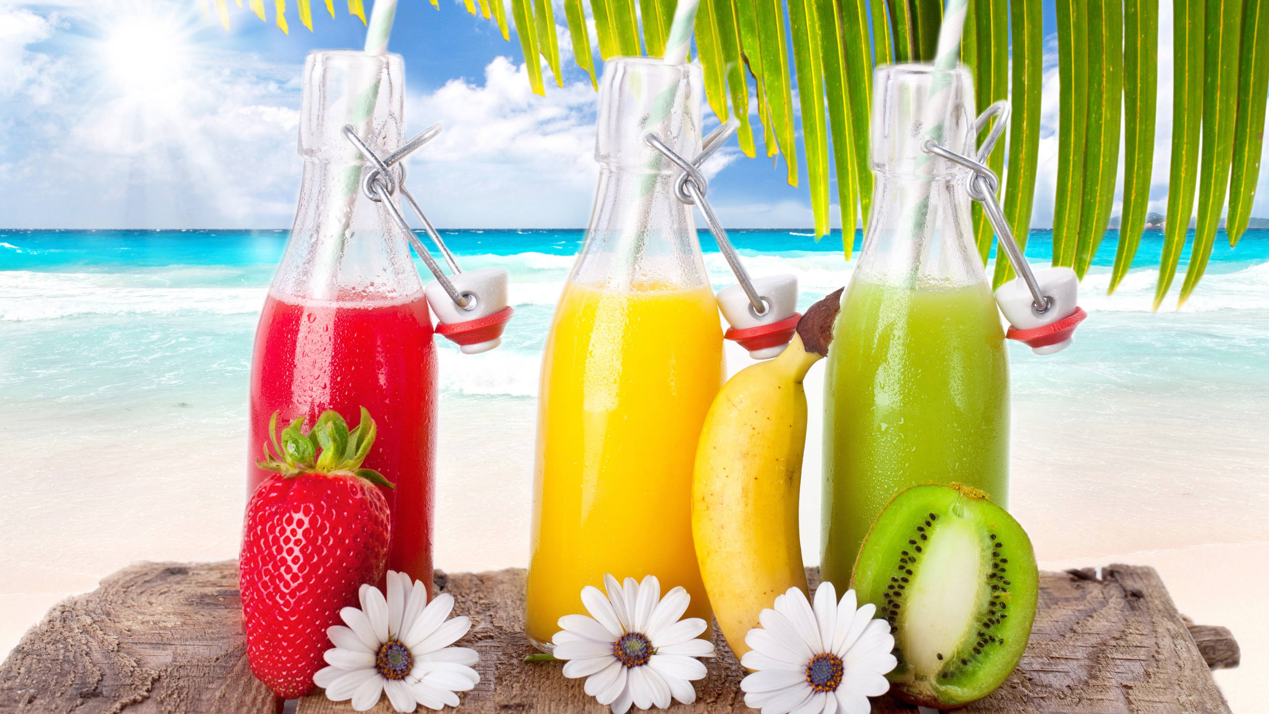 Bebida Tropical de Fresa, Plátano y Kiwi Fondos de pantalla