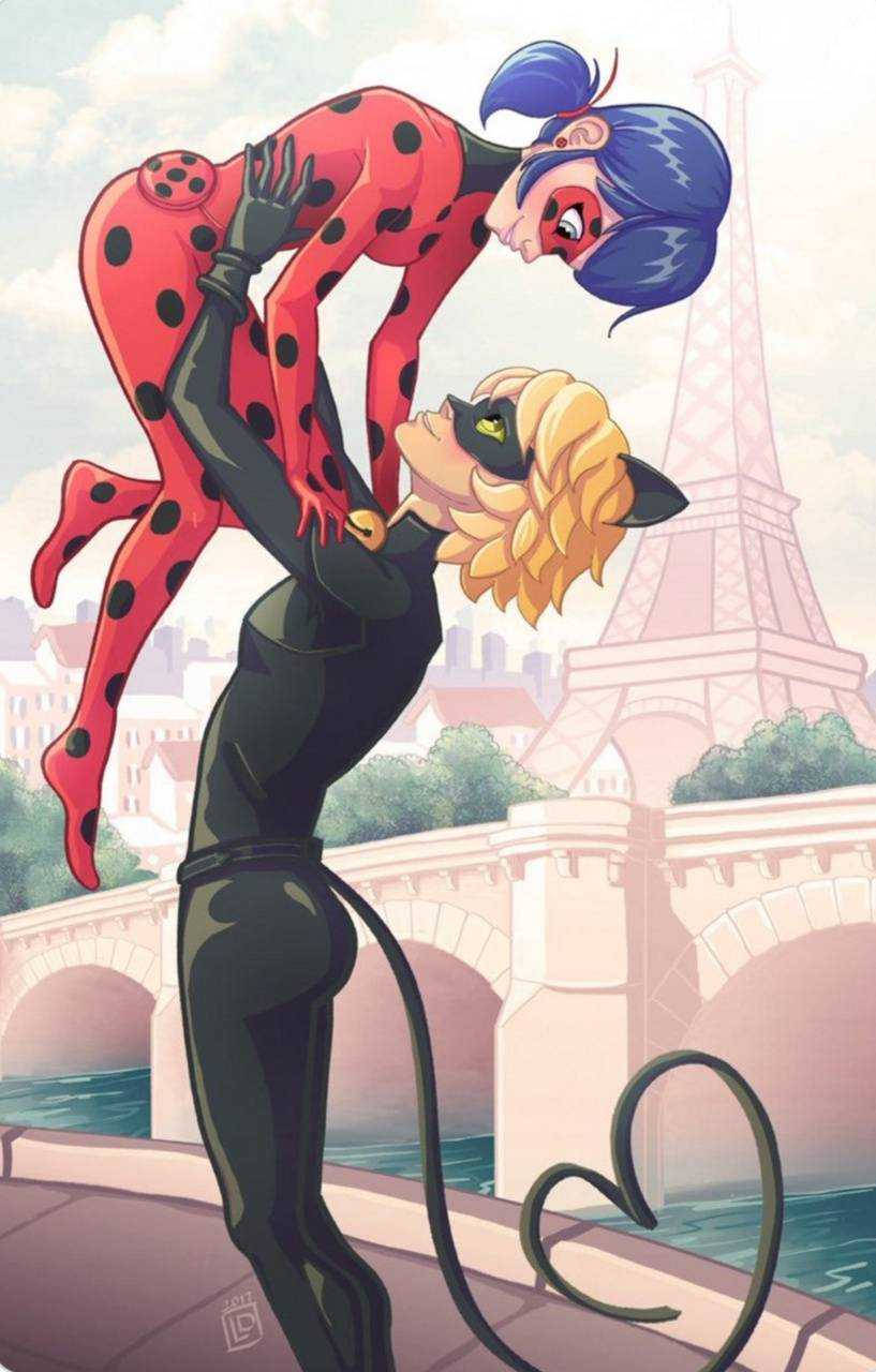 Beso de Ladybug y Cat Noir en París Fondos de pantalla