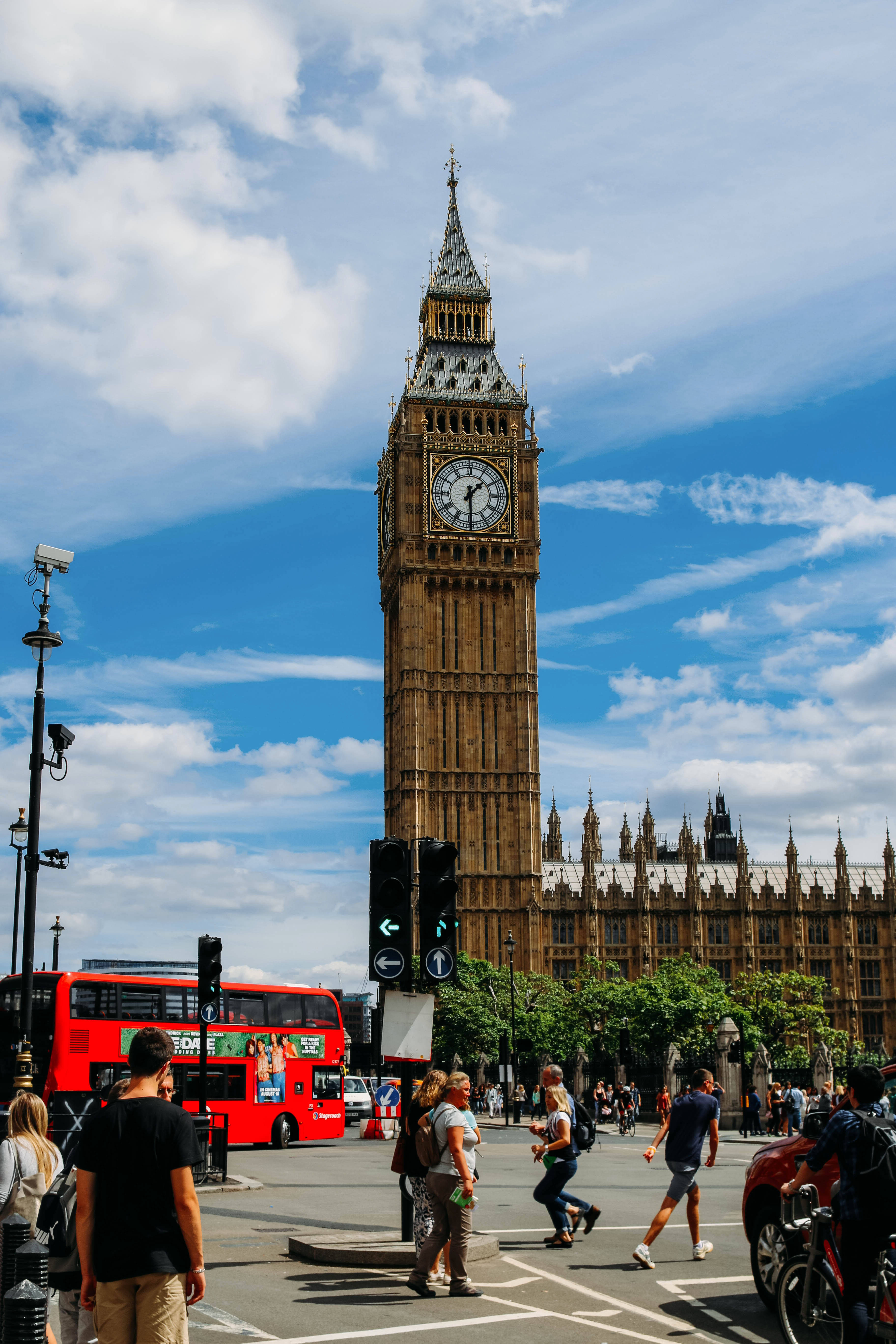 Big Ben y peatones Fondos de pantalla