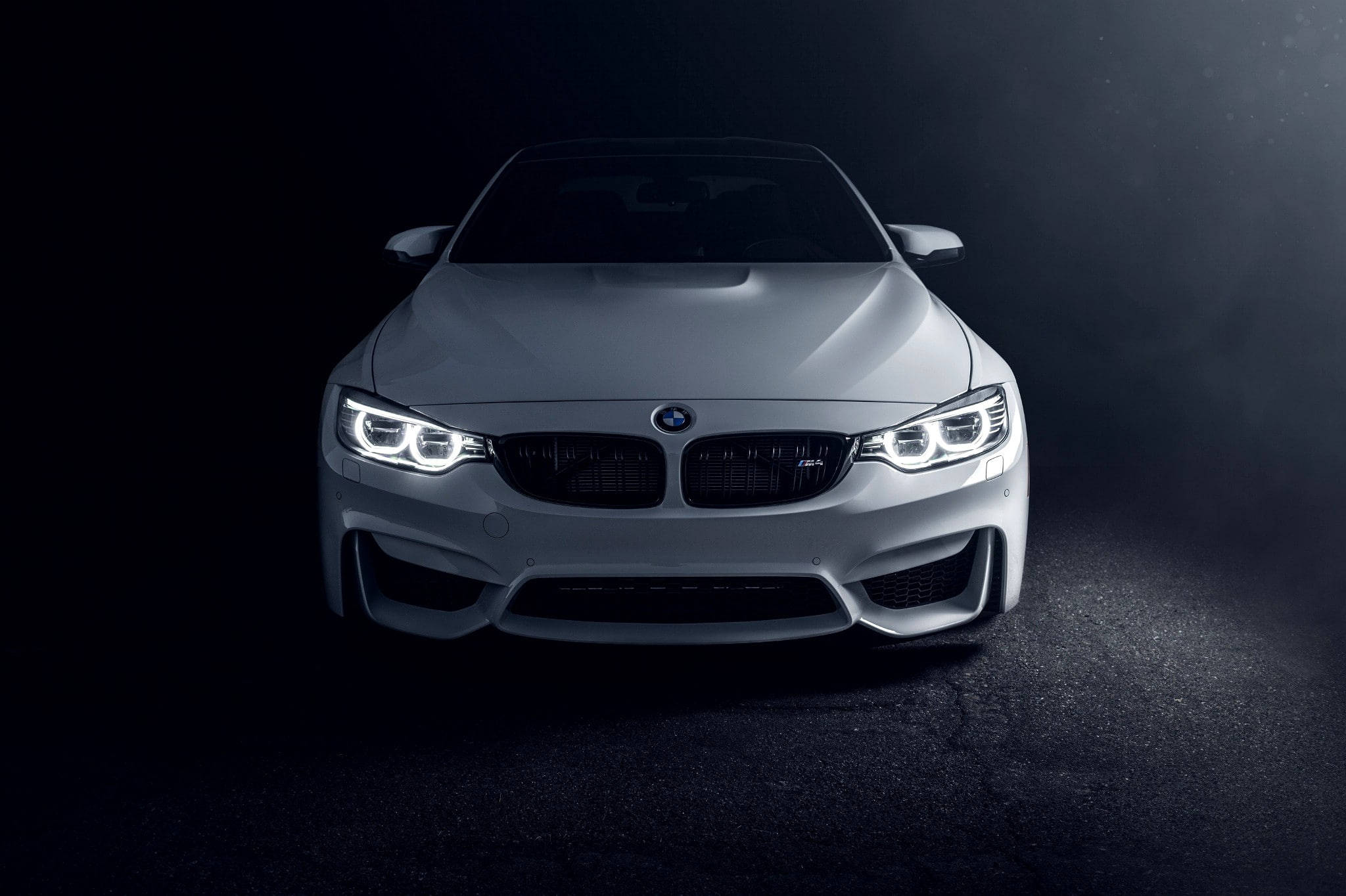 BMW M4 Blanca para Laptop Fondos de pantalla