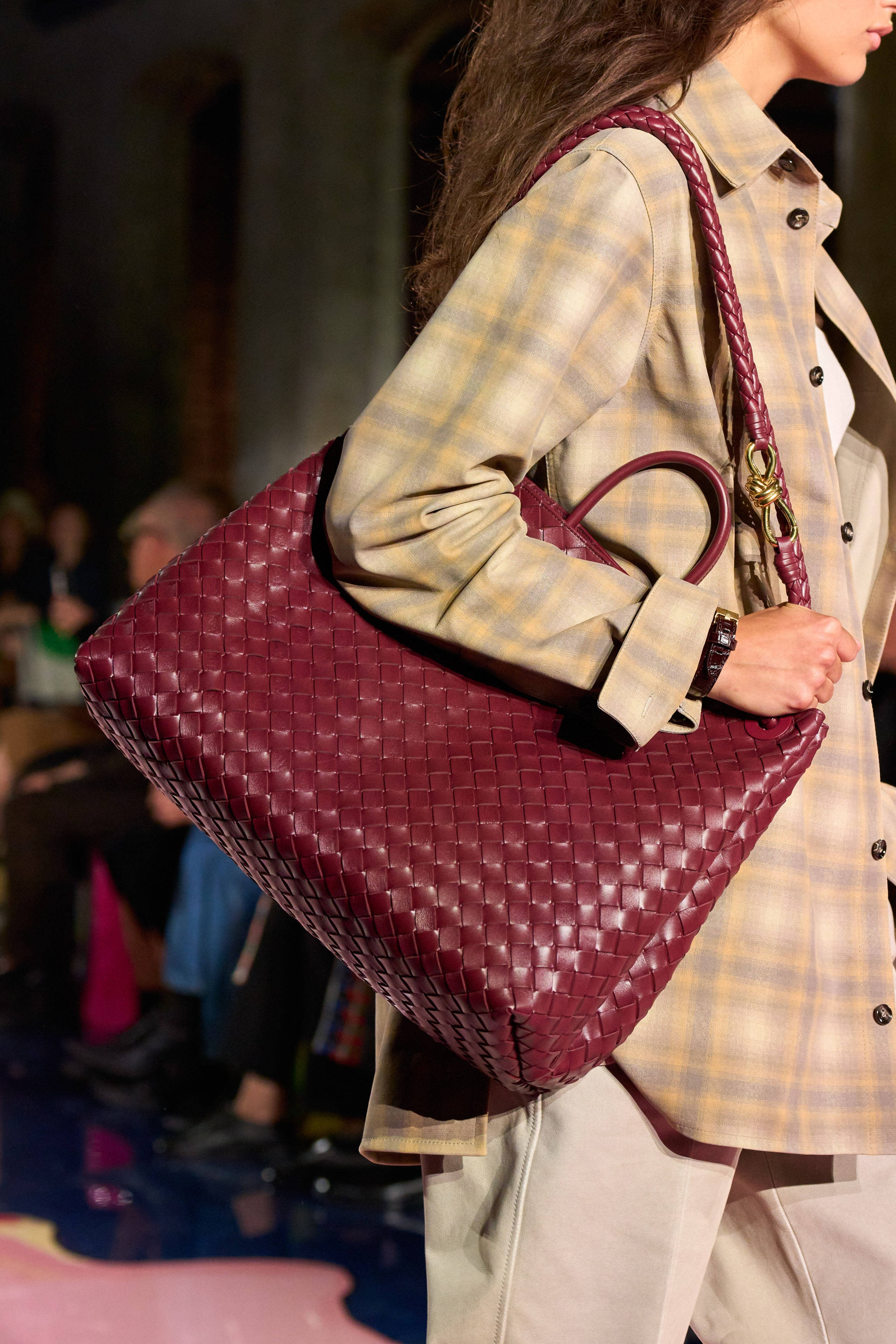 Bolsa Roja Bottega Veneta en Modelo Fondos de pantalla