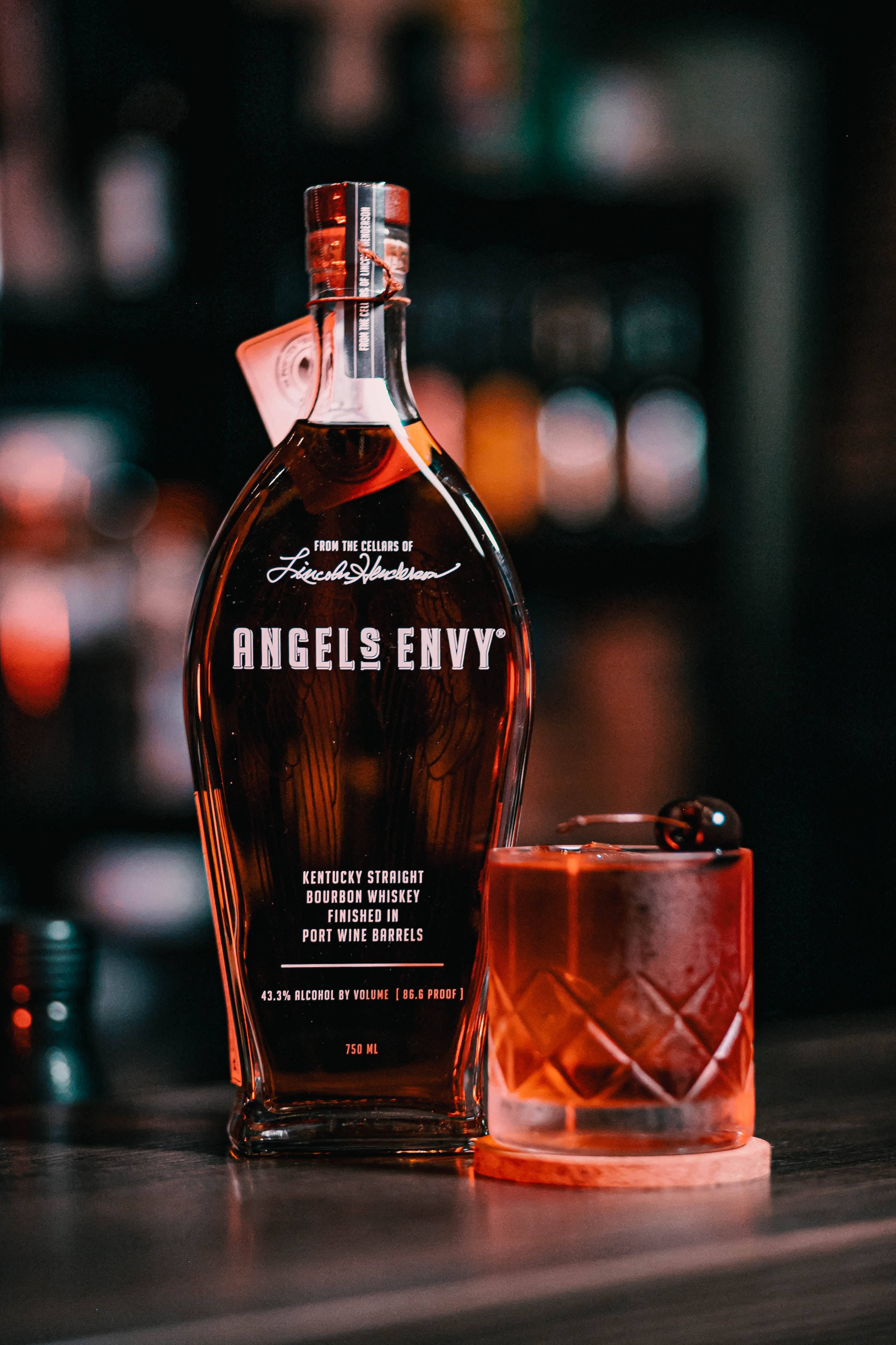 Botella de whisky Angels Envy Fondos de pantalla
