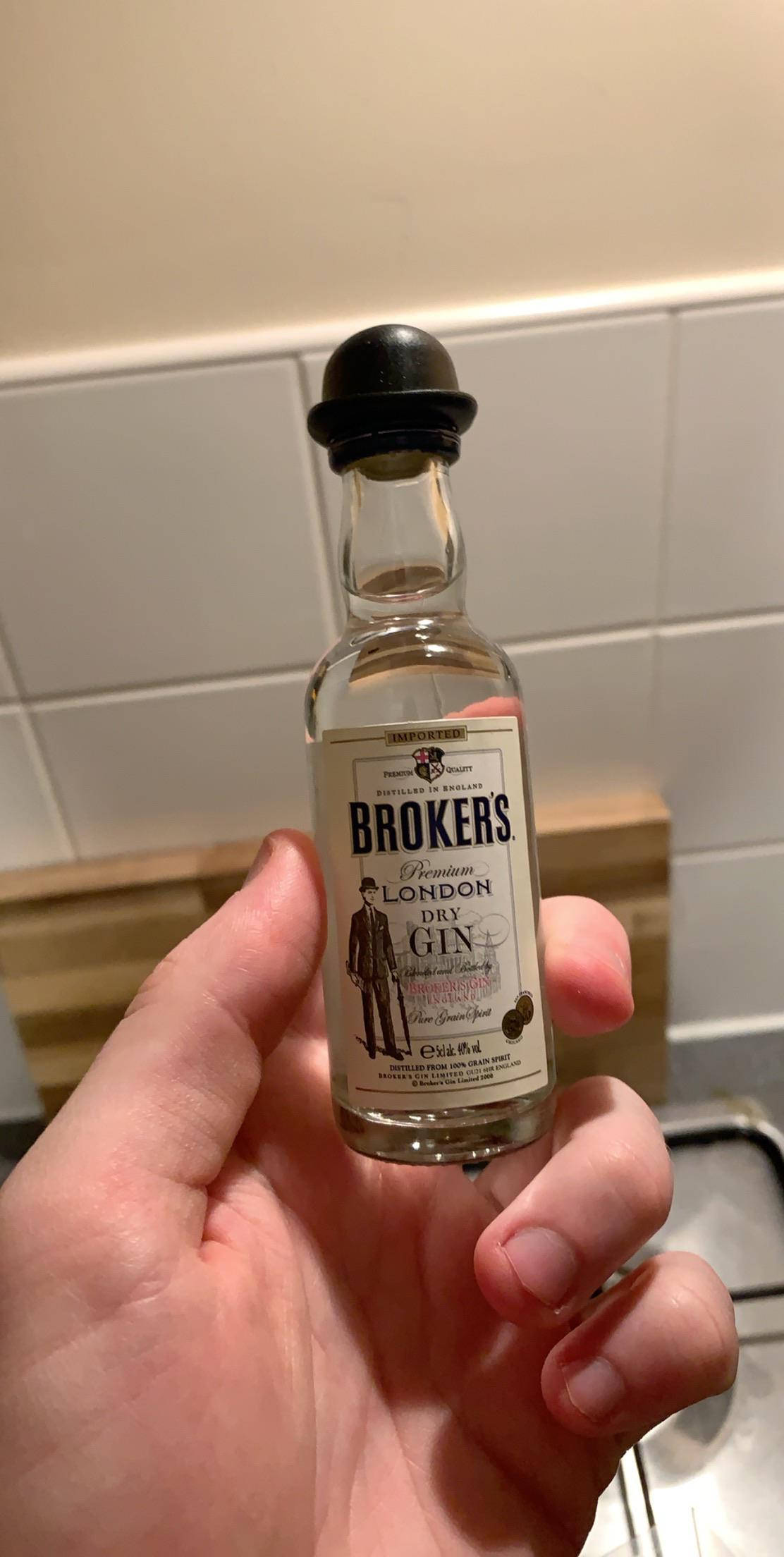 Botella miniatura de ginebra Brokers Fondos de pantalla