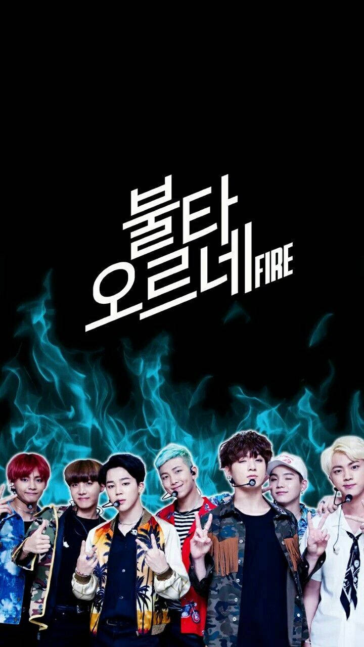 Miembros de la banda BTS V, Jungkook, Jimin, Suga, Jin, RM y J-Hope, álbum de fuego.