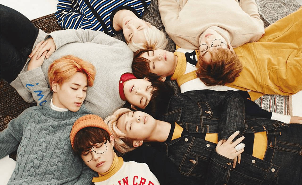 BTS lindos durmiendo uno sobre otro Fondos de pantalla