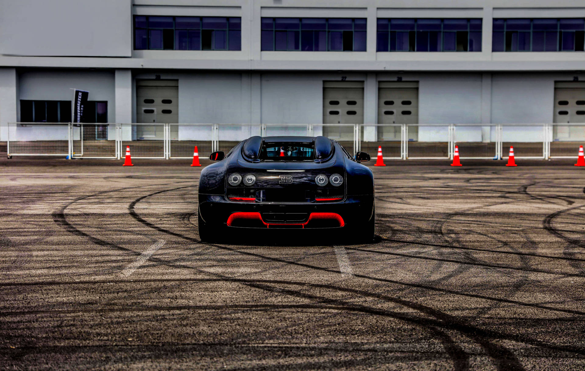 Fondo de Pantalla Bugatti Veyron Rojo y Negro