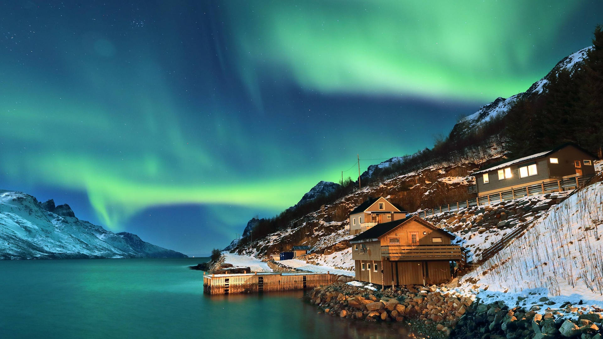 Cabaña Estética Invernal con Aurora Boreal Fondos de pantalla