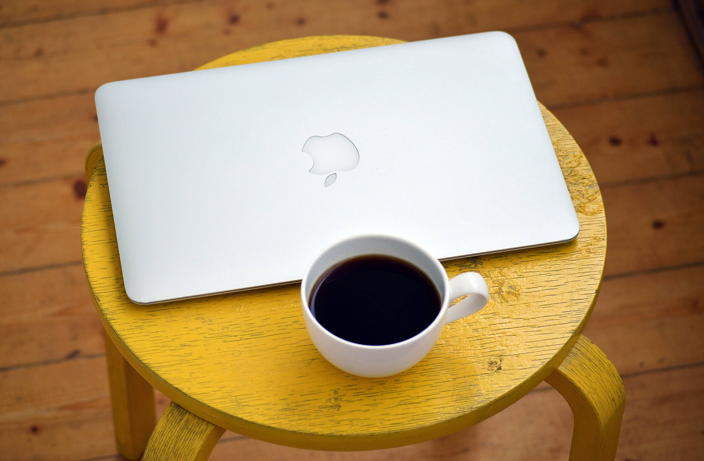 Café y MacBook Air Fondos de pantalla