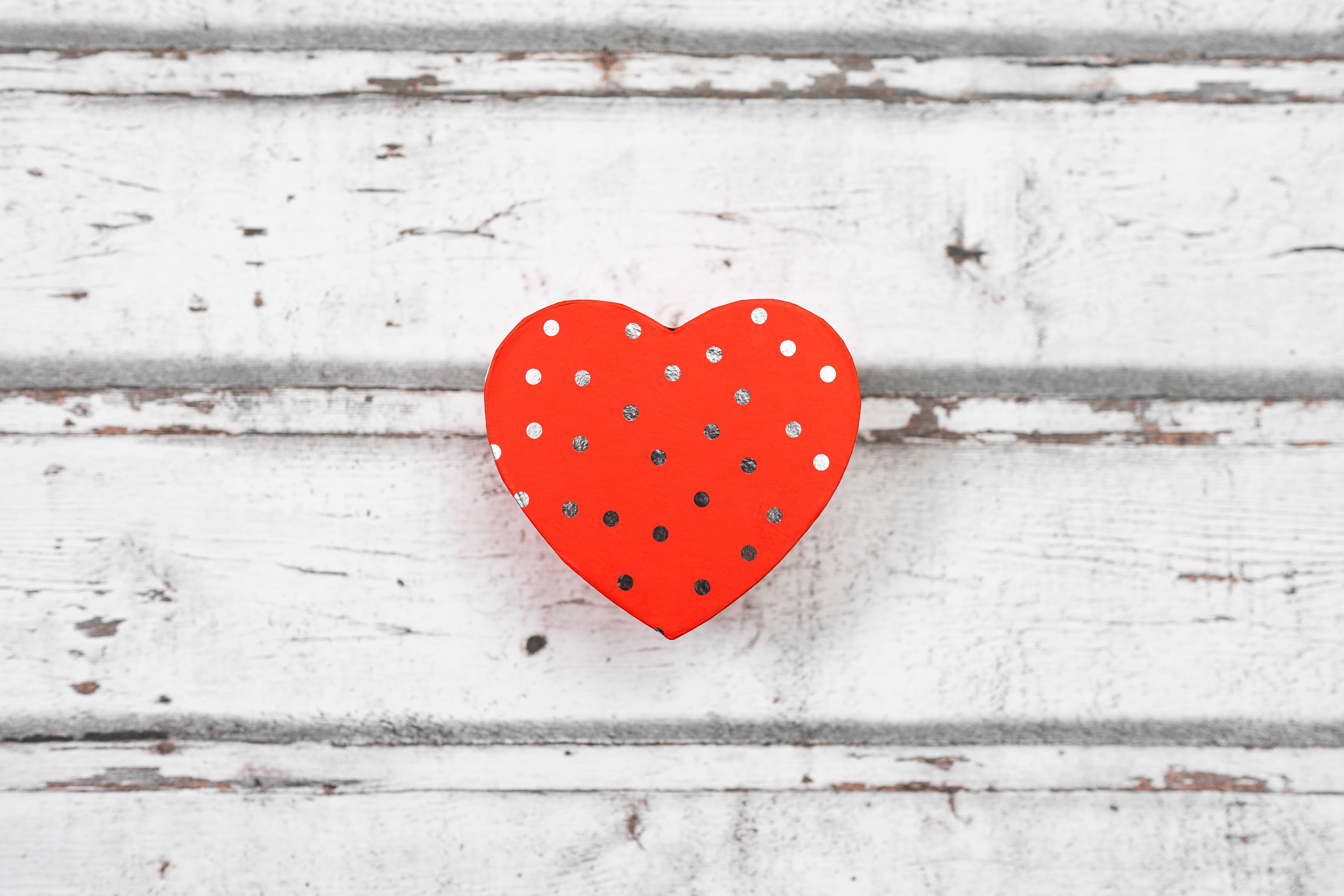 Caja Estética en Forma de Corazón Fondos de pantalla