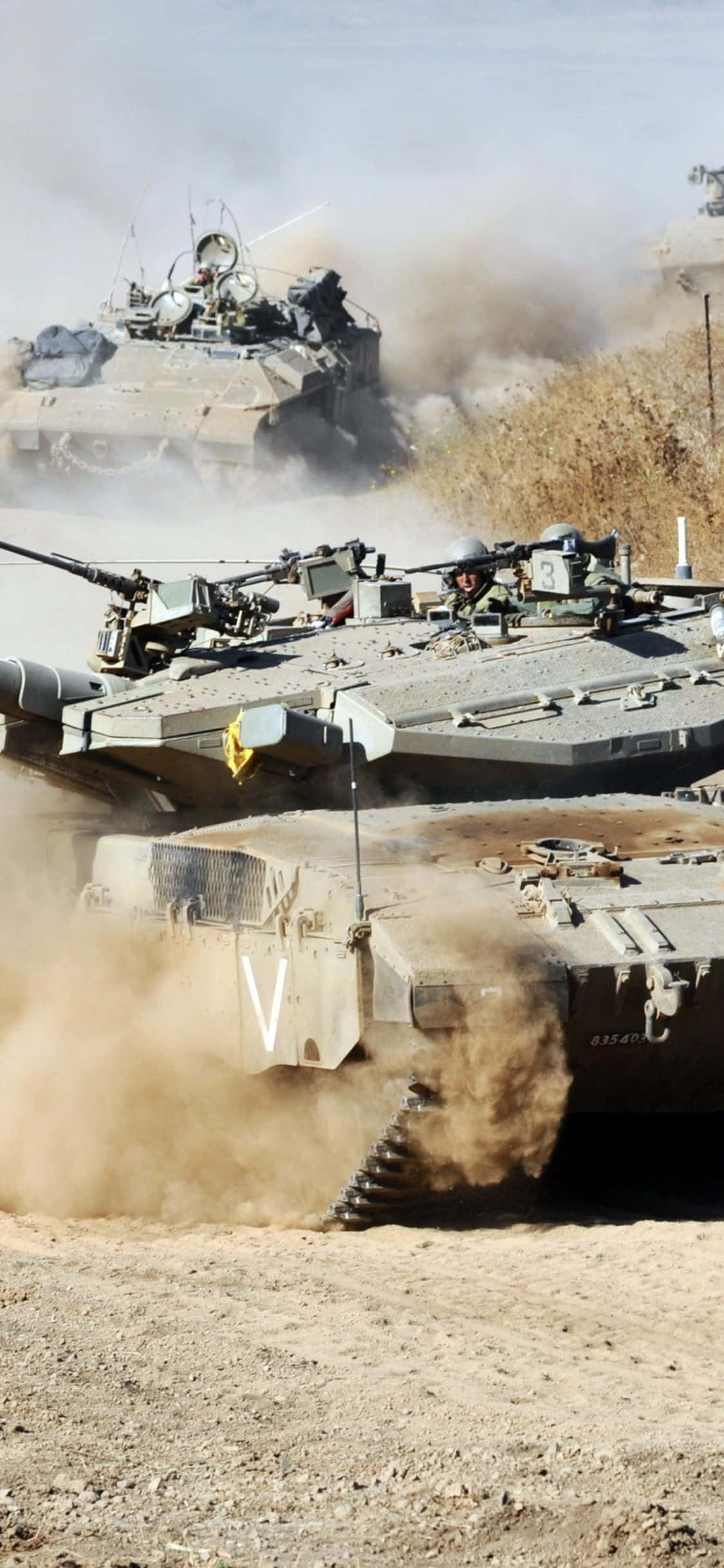 Capturando el poder de un tanque con un iPhone Xs Fondos de pantalla