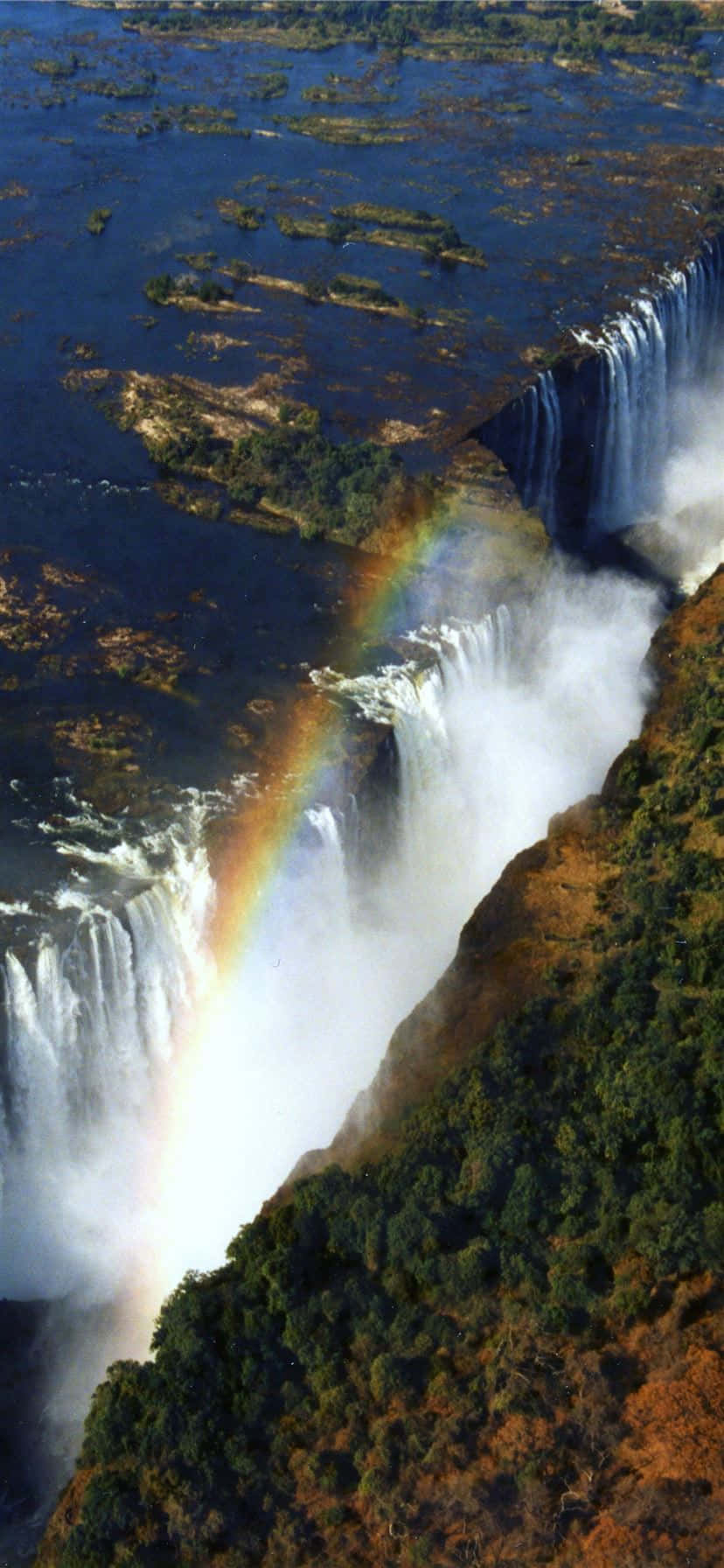 Cataratas Victoria con un arcoíris Fondos de pantalla