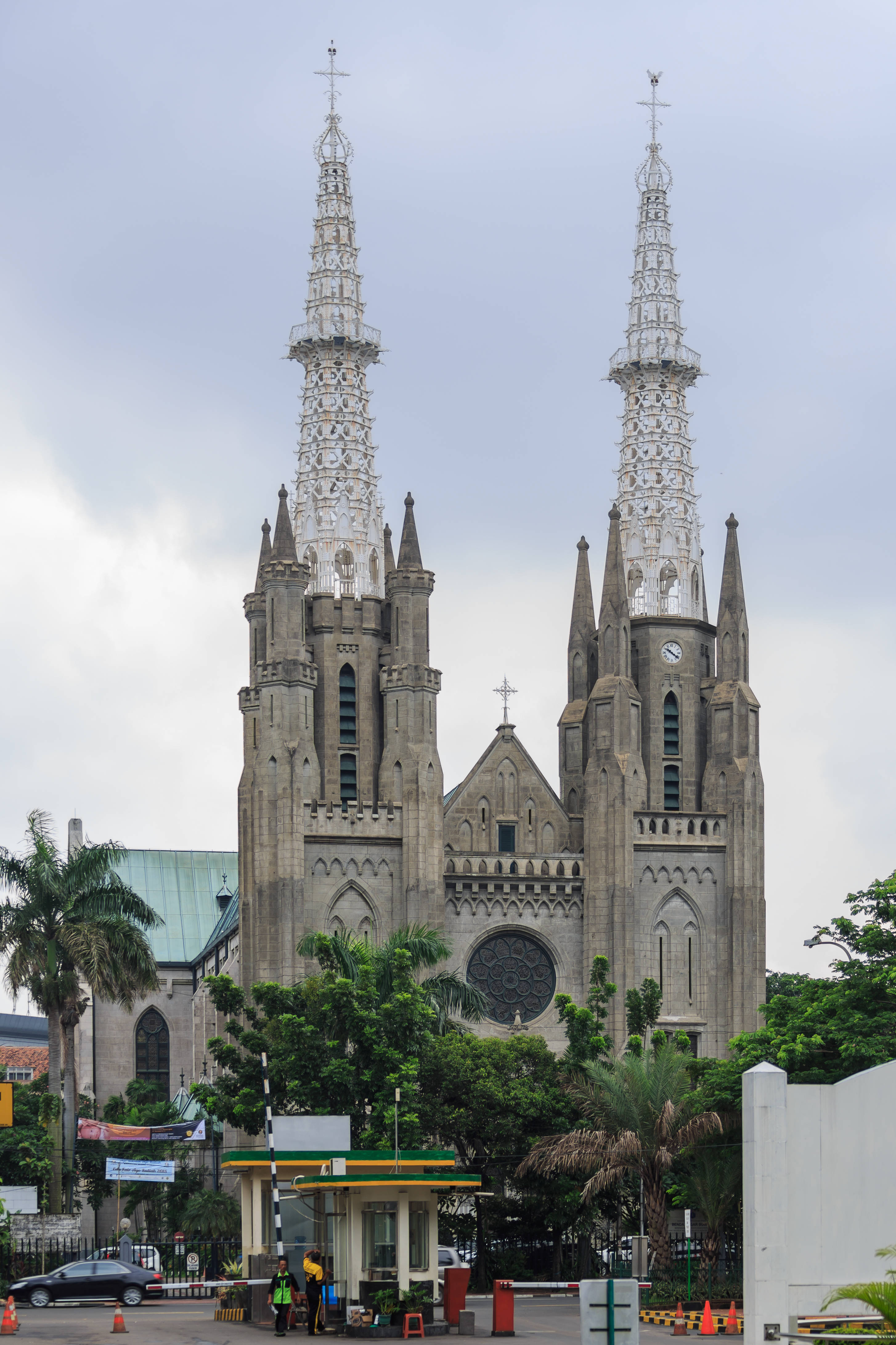 Catedral de Yakarta, Indonesia Fondos de pantalla