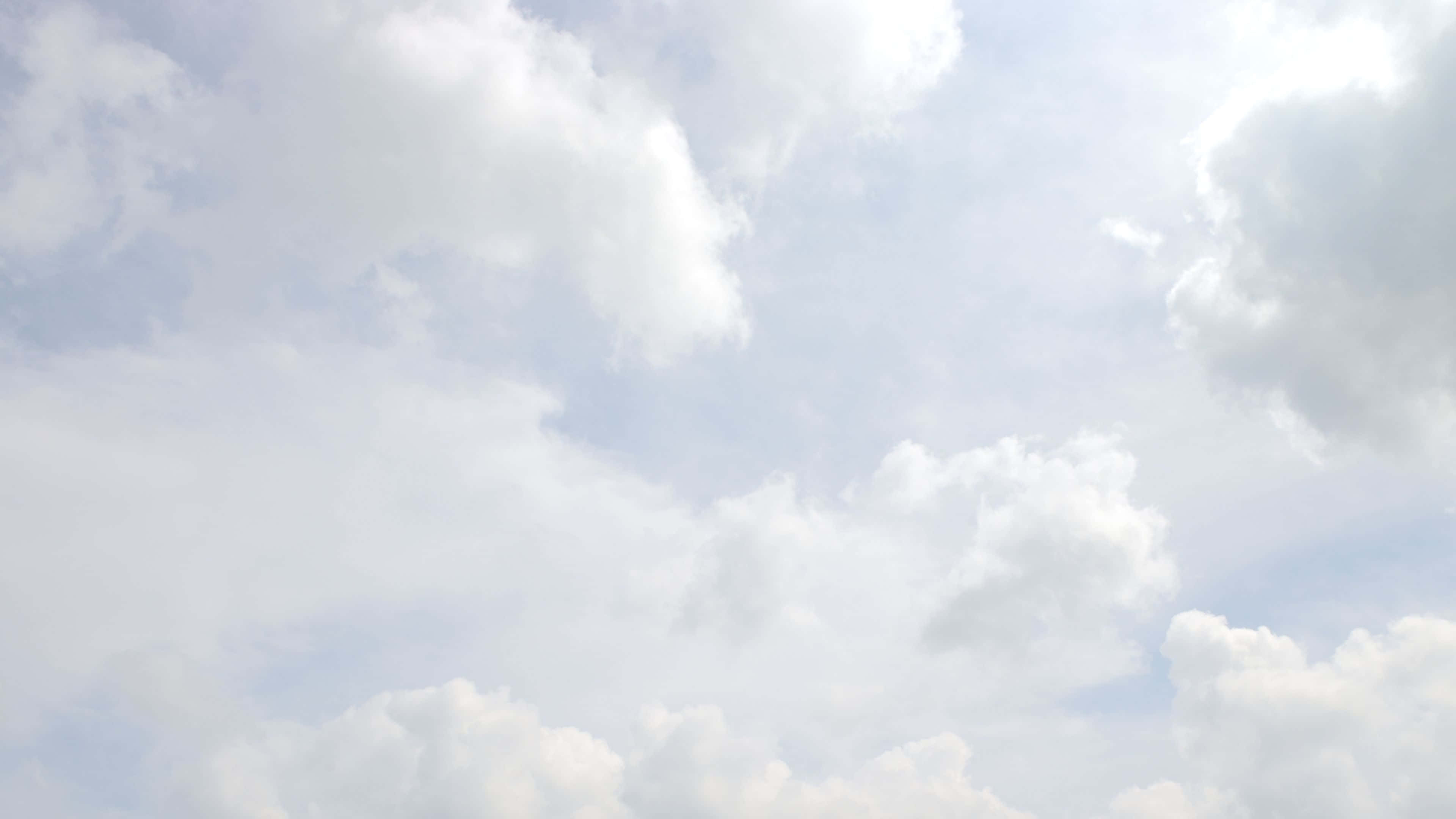 Cielo estético lleno de nubes Fondos de pantalla
