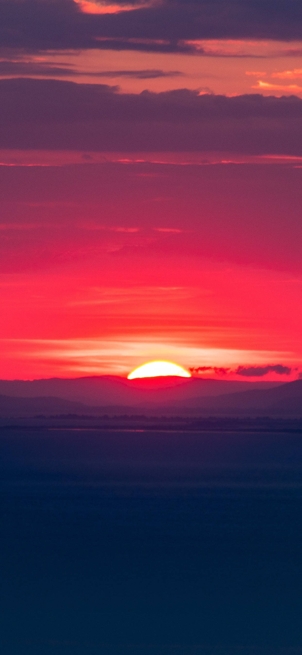 Cielo Rojo al Atardecer Fondos de pantalla