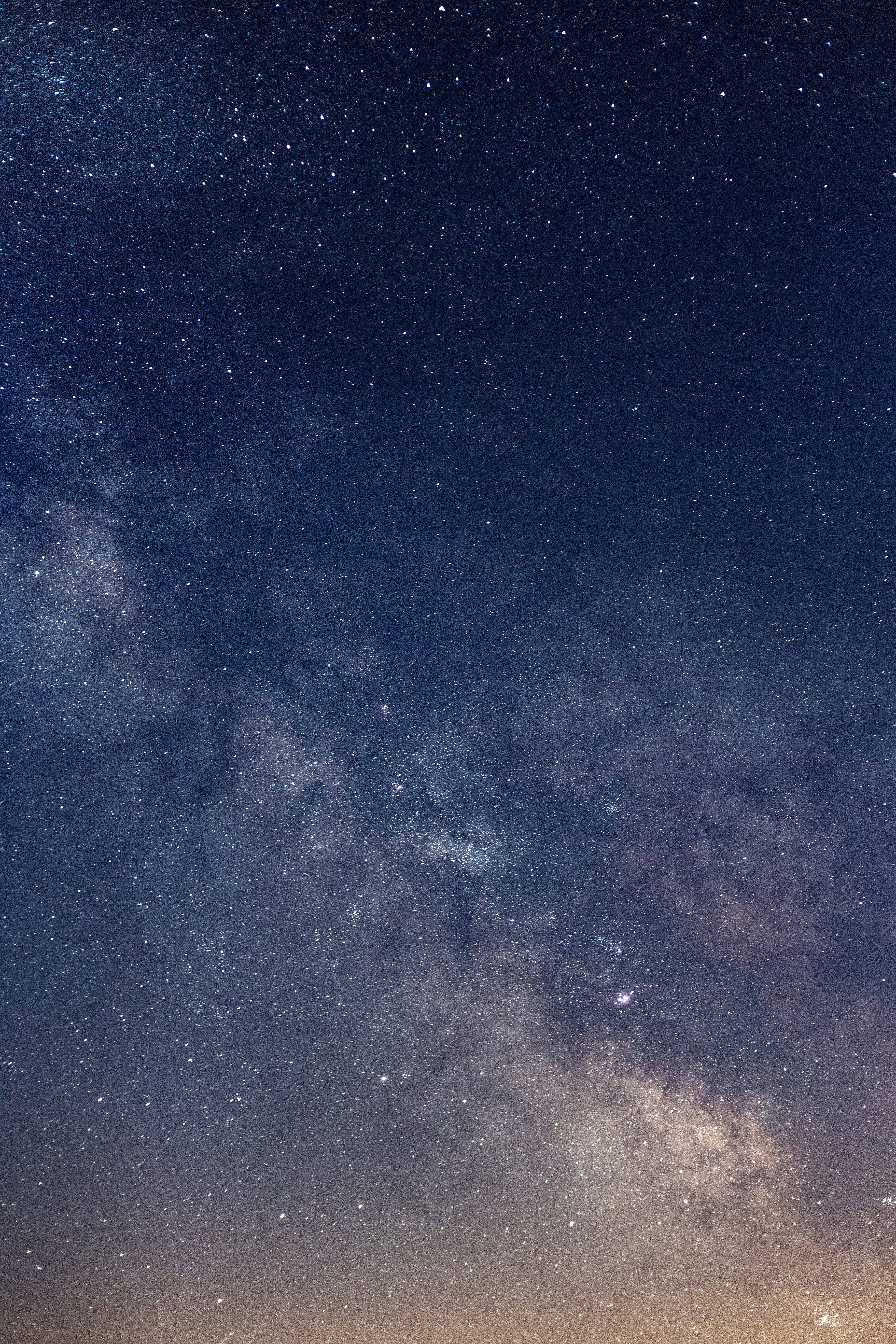 Cielo Tranquilo del Espacio 4K para Teléfono Fondos de pantalla