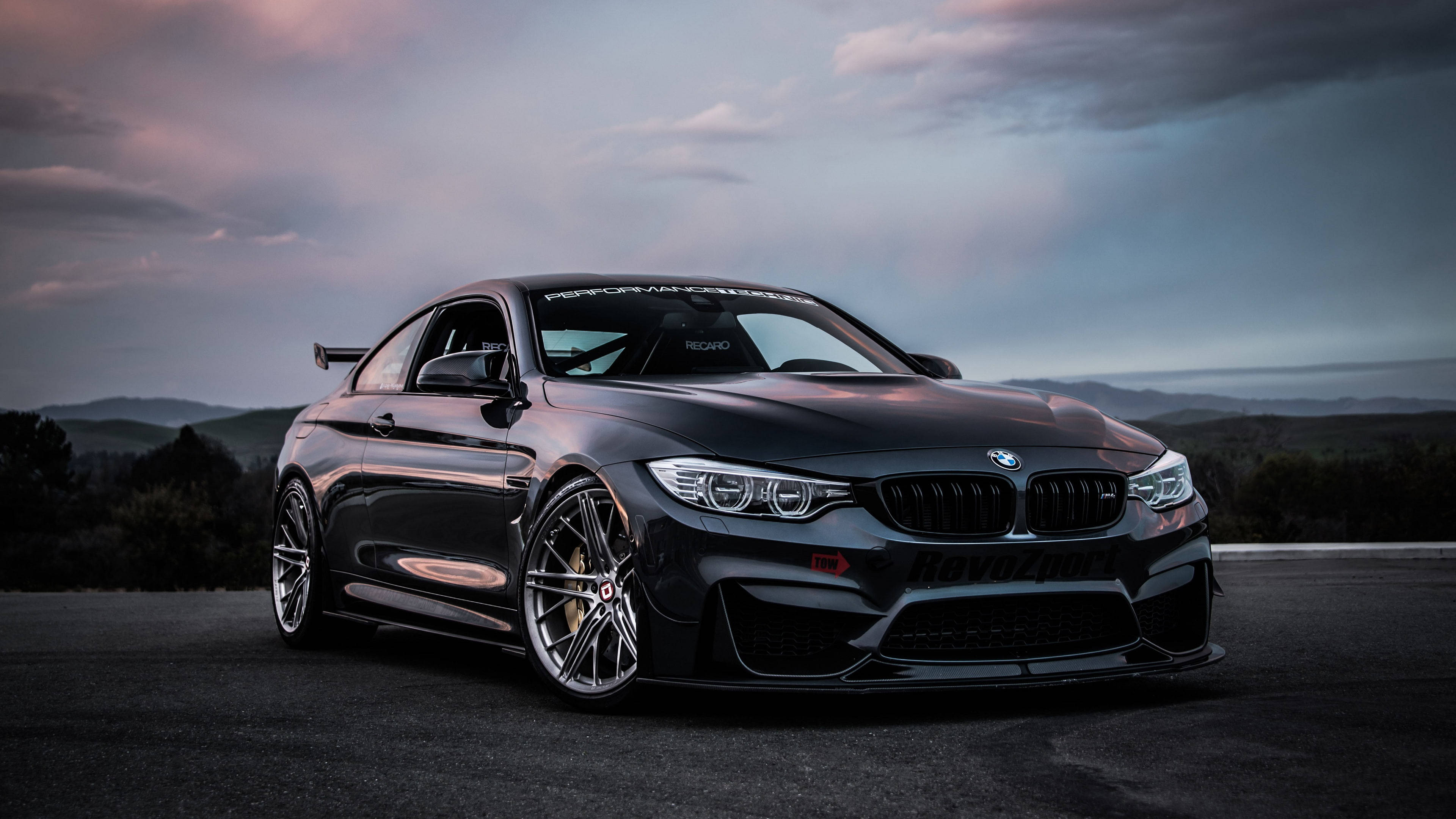 Coche BMW M4 Negro Brillante Fondos de pantalla