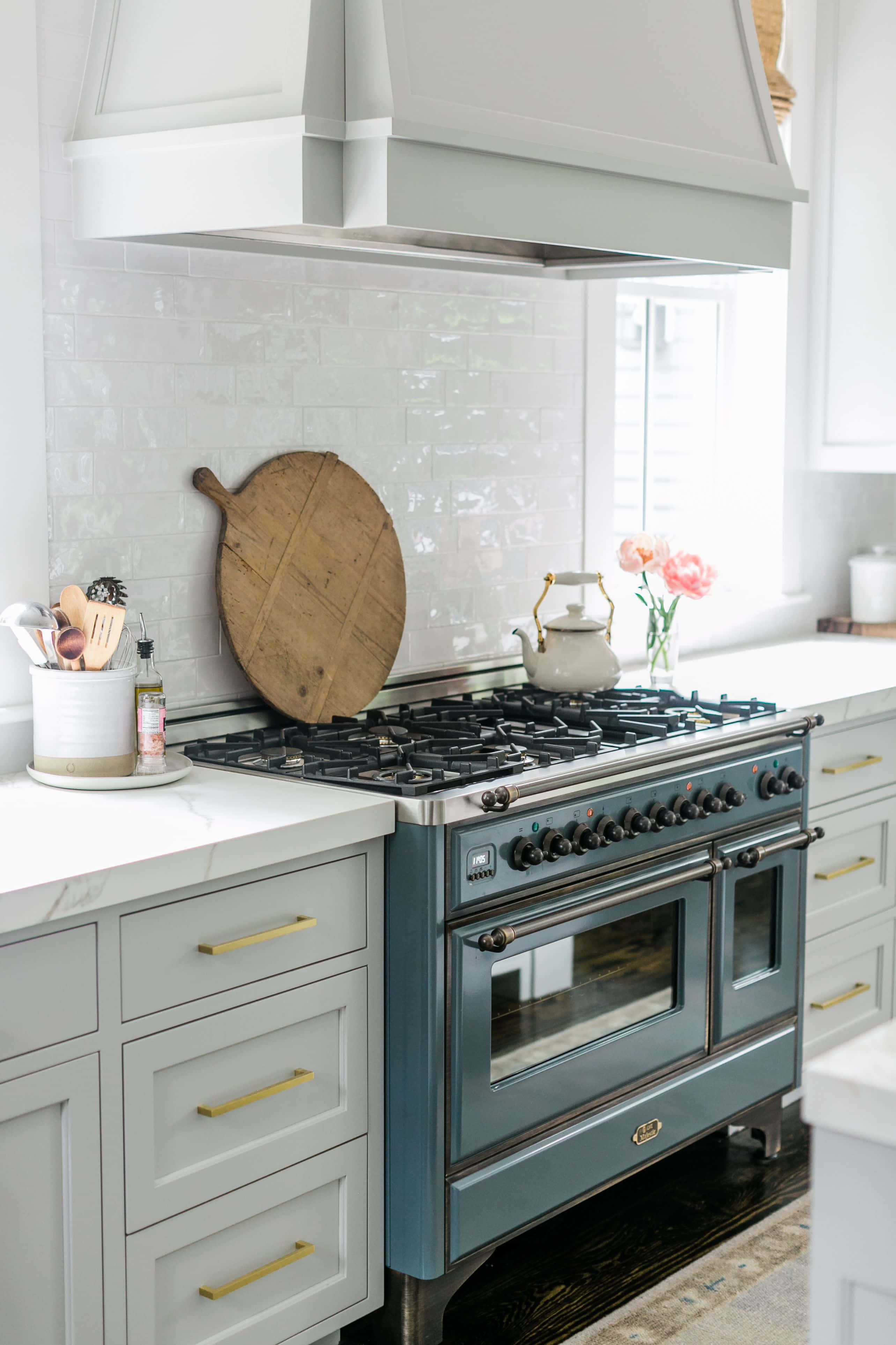 Cocina a lo grande con esta estufa eléctrica de estilo moderno Fondos de pantalla