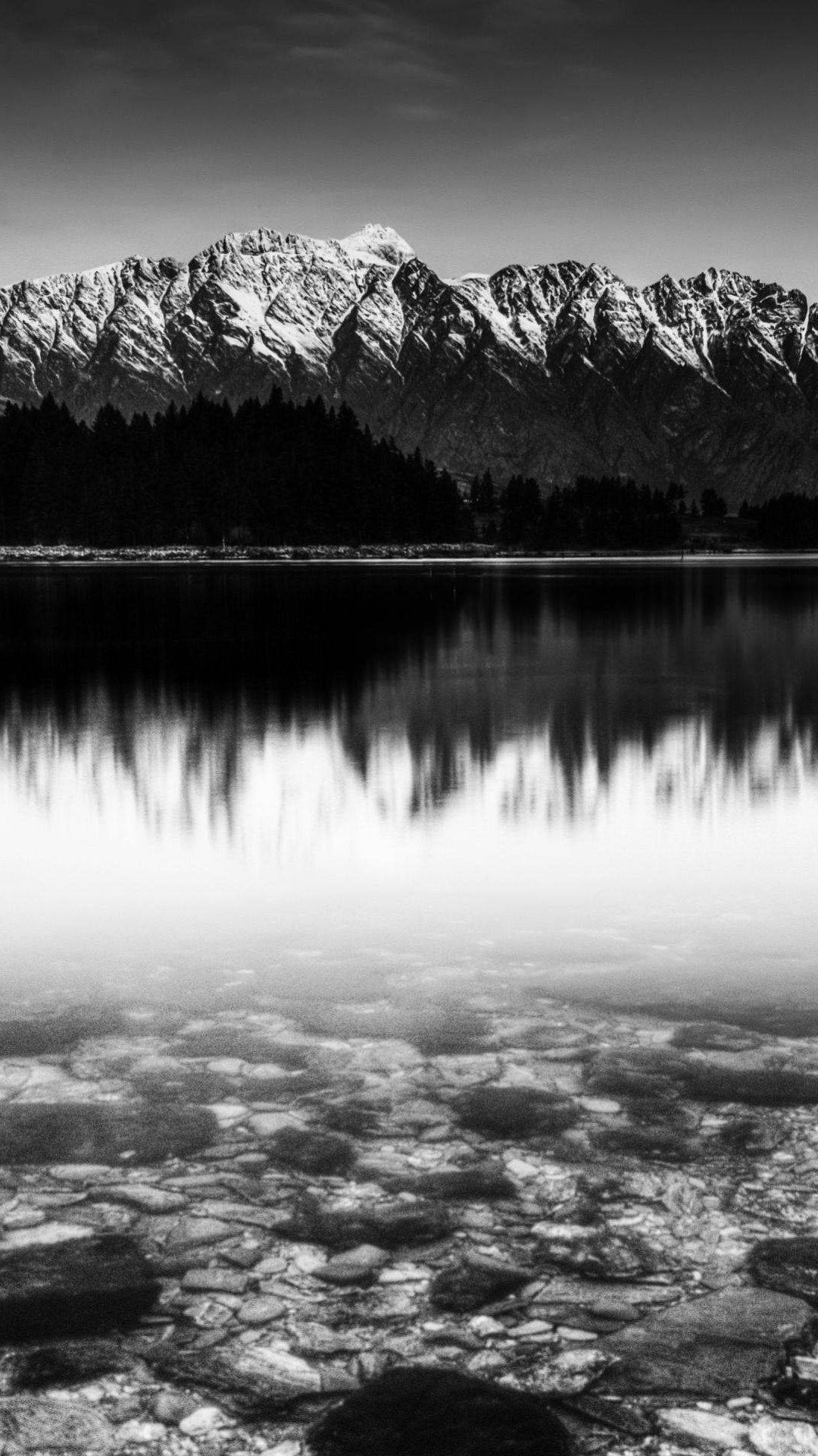 Cordillera en Blanco y Negro para iPhone Fondos de pantalla