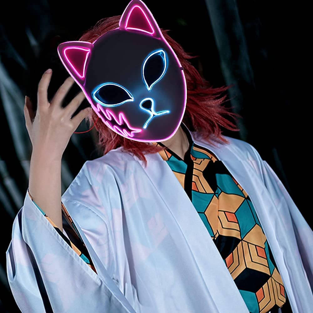 Cosplayer con máscara de Demon Slayer Fondos de pantalla