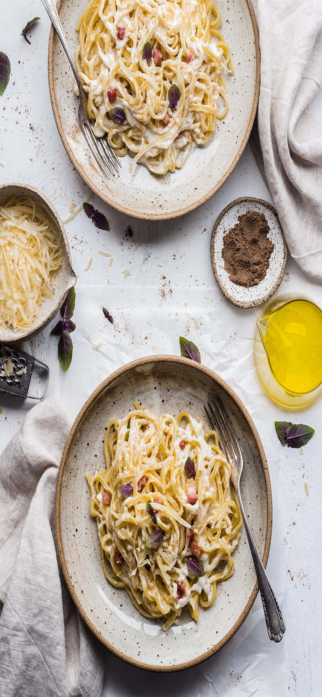 Delicia Deliciosa con iPhone X - Una Fusión de Tecnología y Pasta Fondos de pantalla