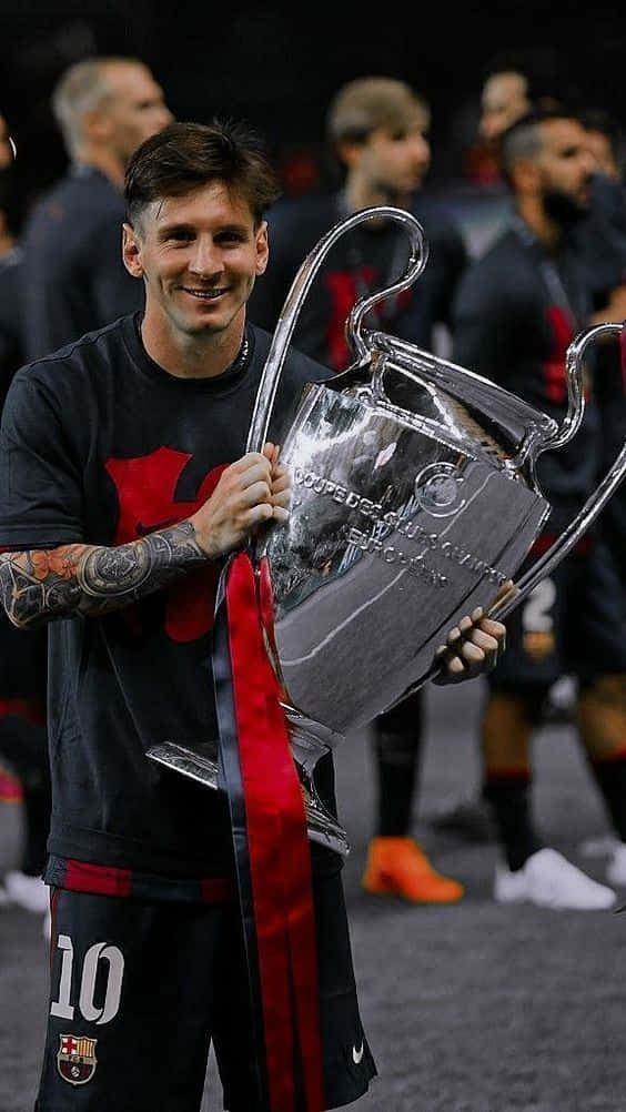 "Desbloquea tu potencial con el nuevo Messi iPhone." Fondos de pantalla