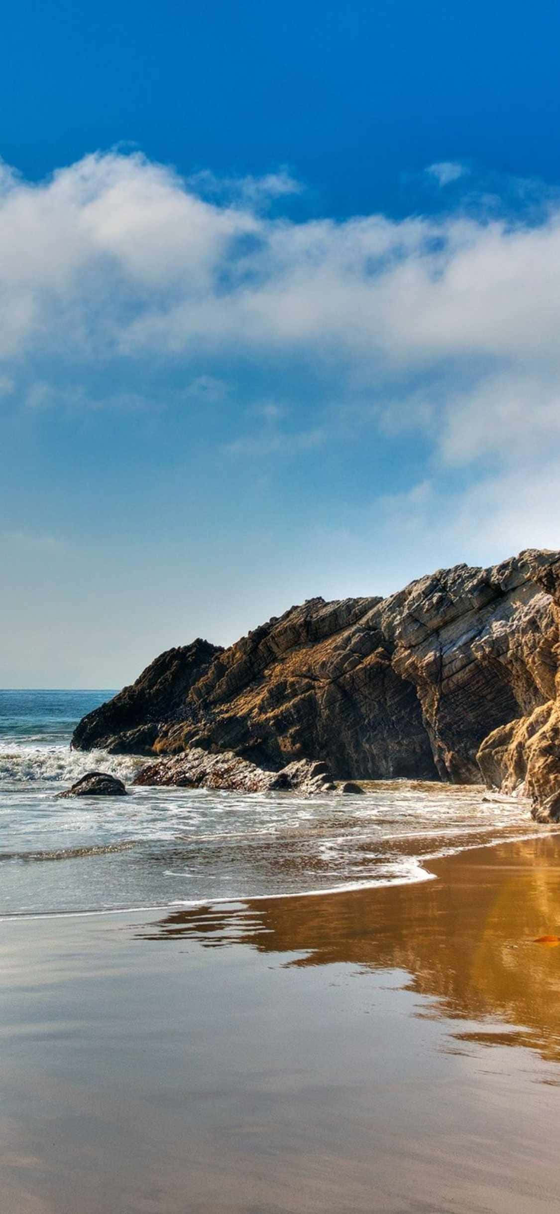 Disfruta de una hermosa vista al océano con tu iPhone Xs Malibu Fondos de pantalla