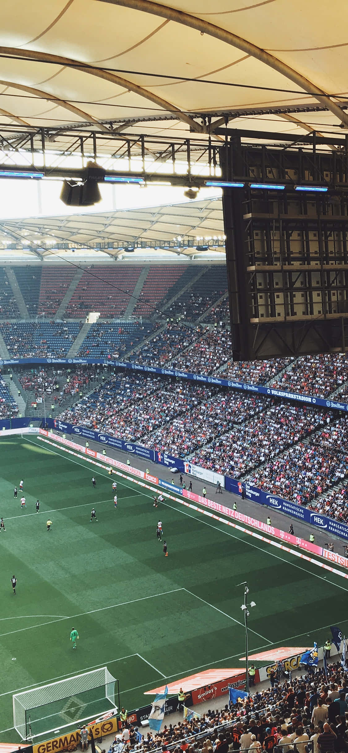 Disfruta la atmósfera electrizante del Estadio de Fútbol Fondos de pantalla
