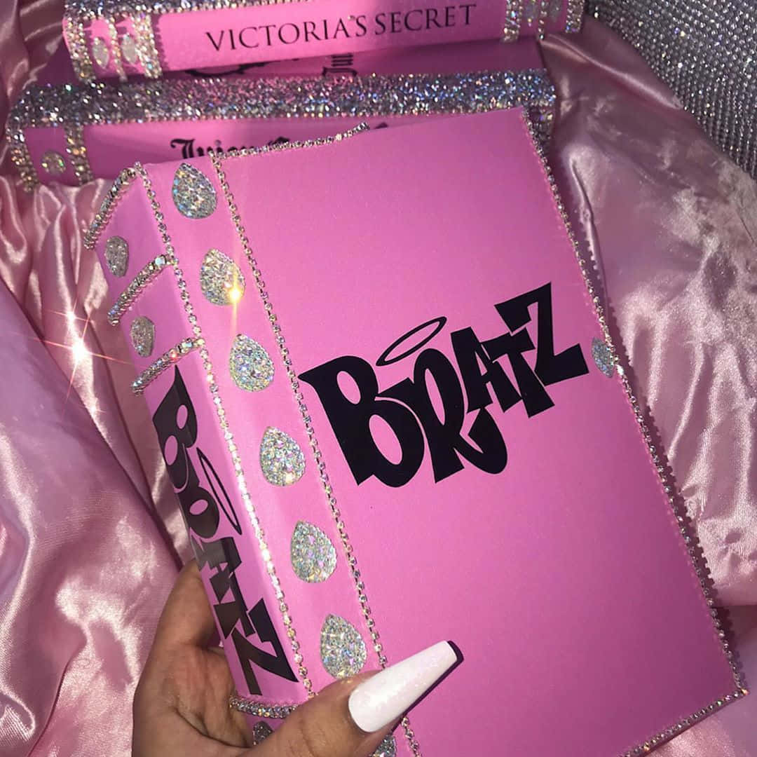 Disfruta Vivir a Color con la Estética Bratz Fondos de pantalla