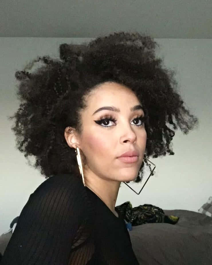 Doja Cat irradiando positividad y estilo Fondos de pantalla
