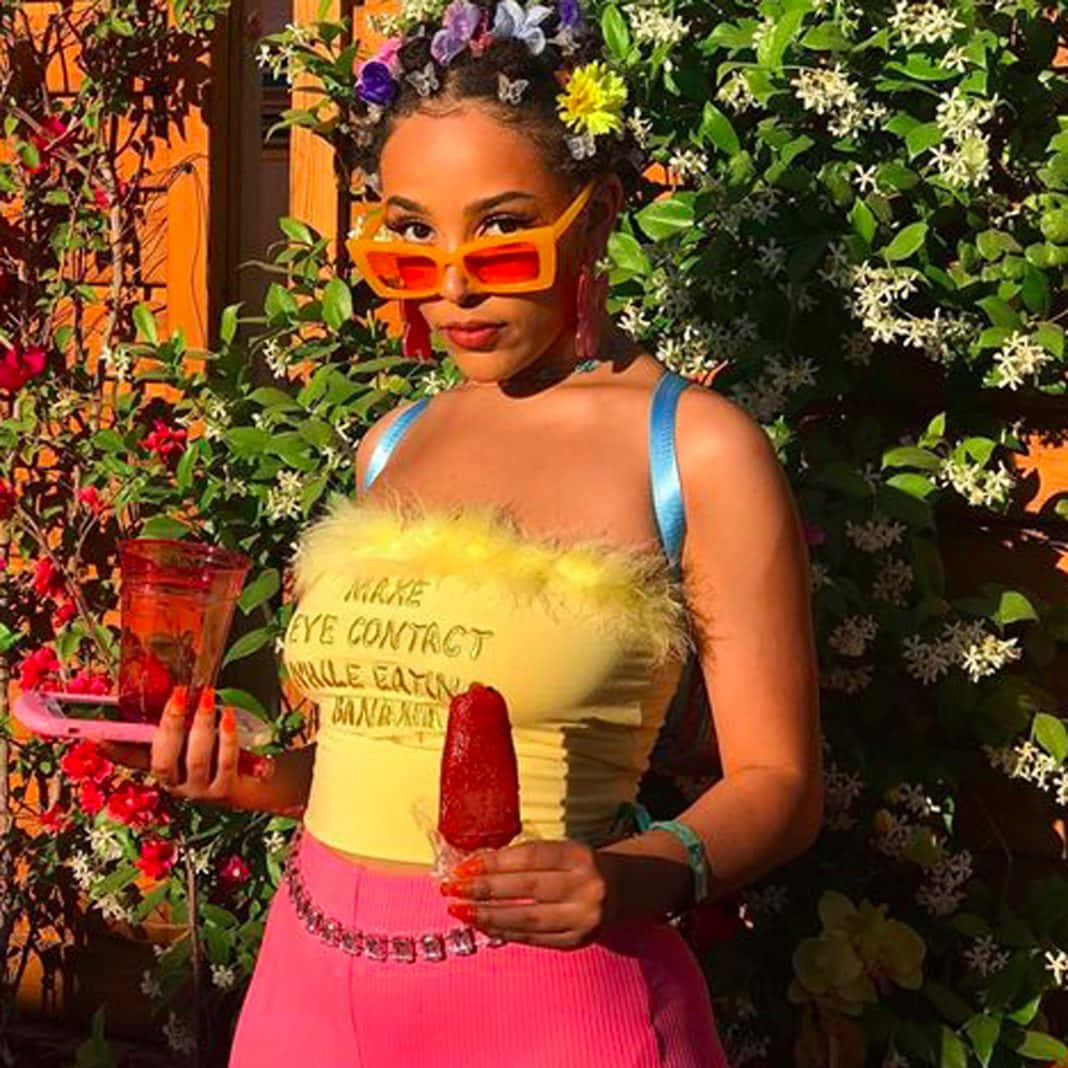 Doja Cat robándose el show con su estilo único y energía contagiosa Fondos de pantalla