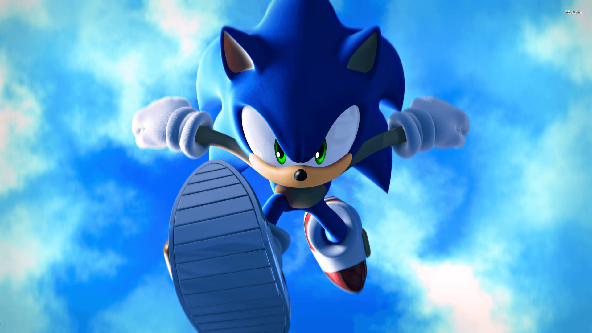 Fondo de pantalla de un Sonic salvaje corriendo bajo el cielo azul.