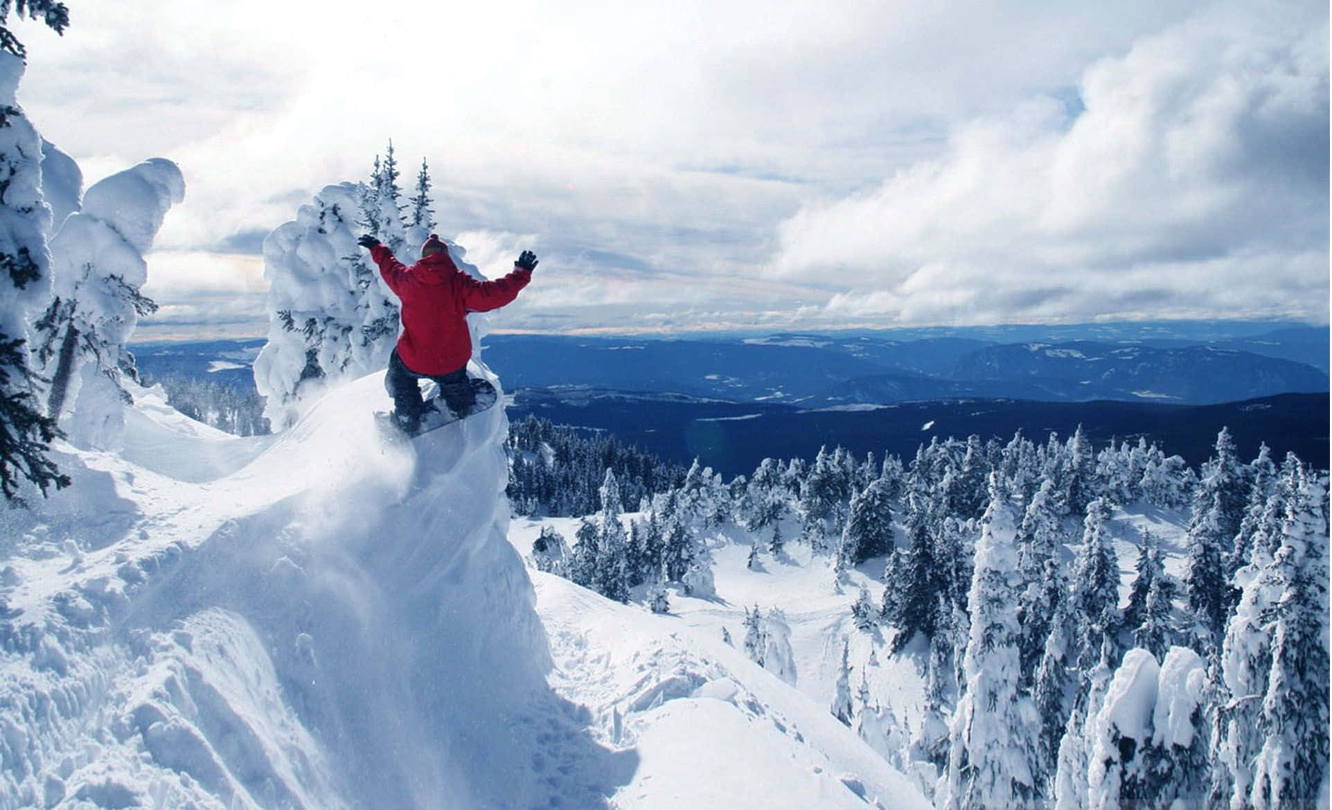 Emocionantes Deportes de Invierno en la Montaña Nevada Fondos de pantalla