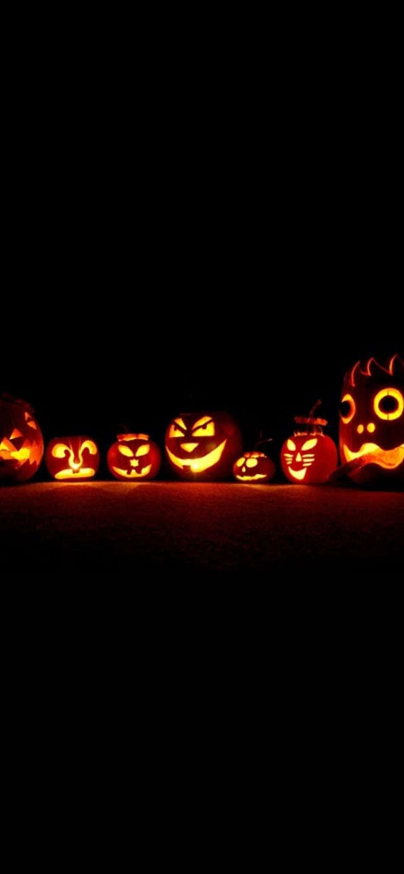 Entra al Espíritu de Halloween con este Fondo para iPhone Fondos de pantalla
