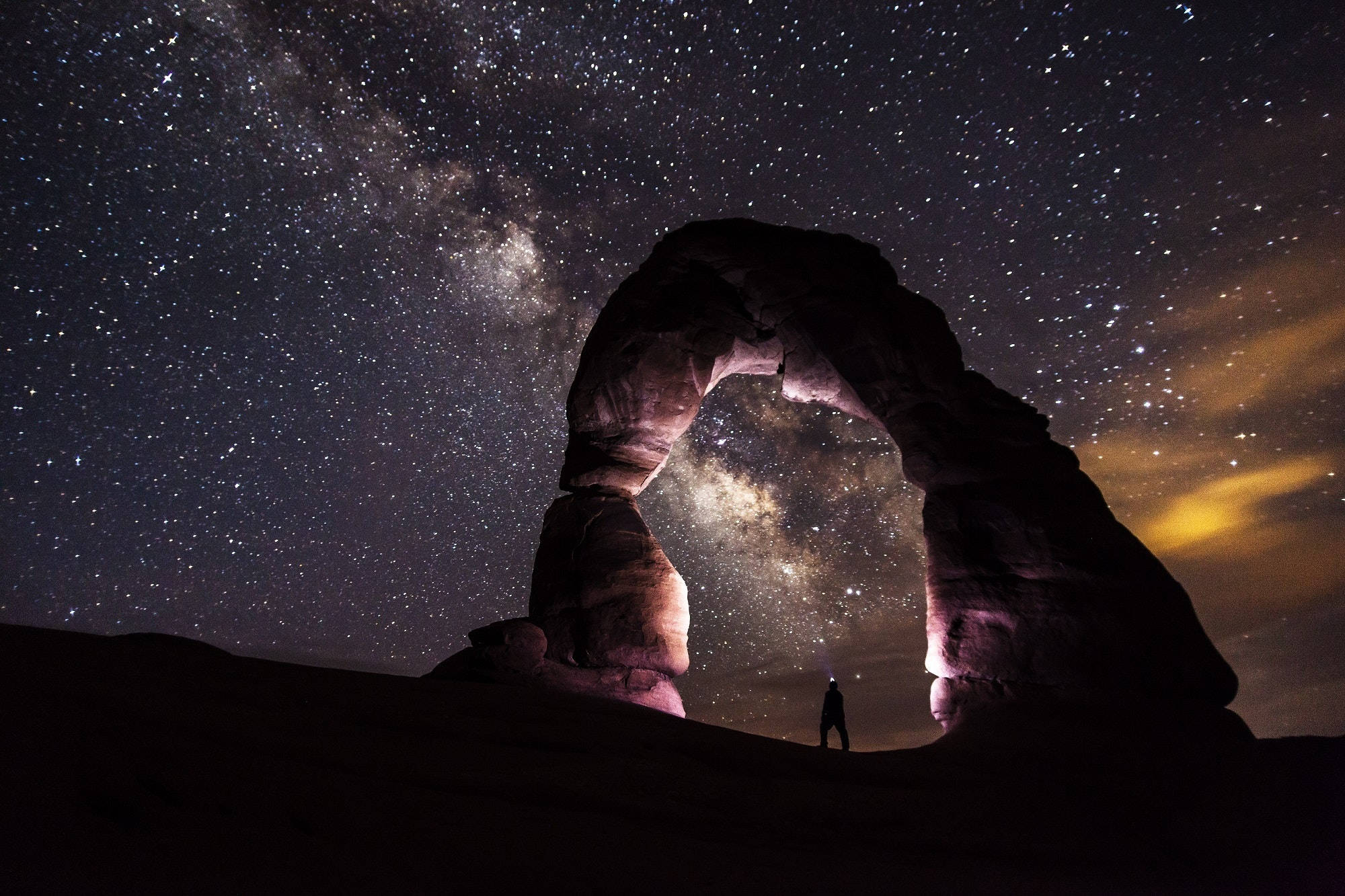 Espacio con Formación Rocosa Universal Fondos de pantalla