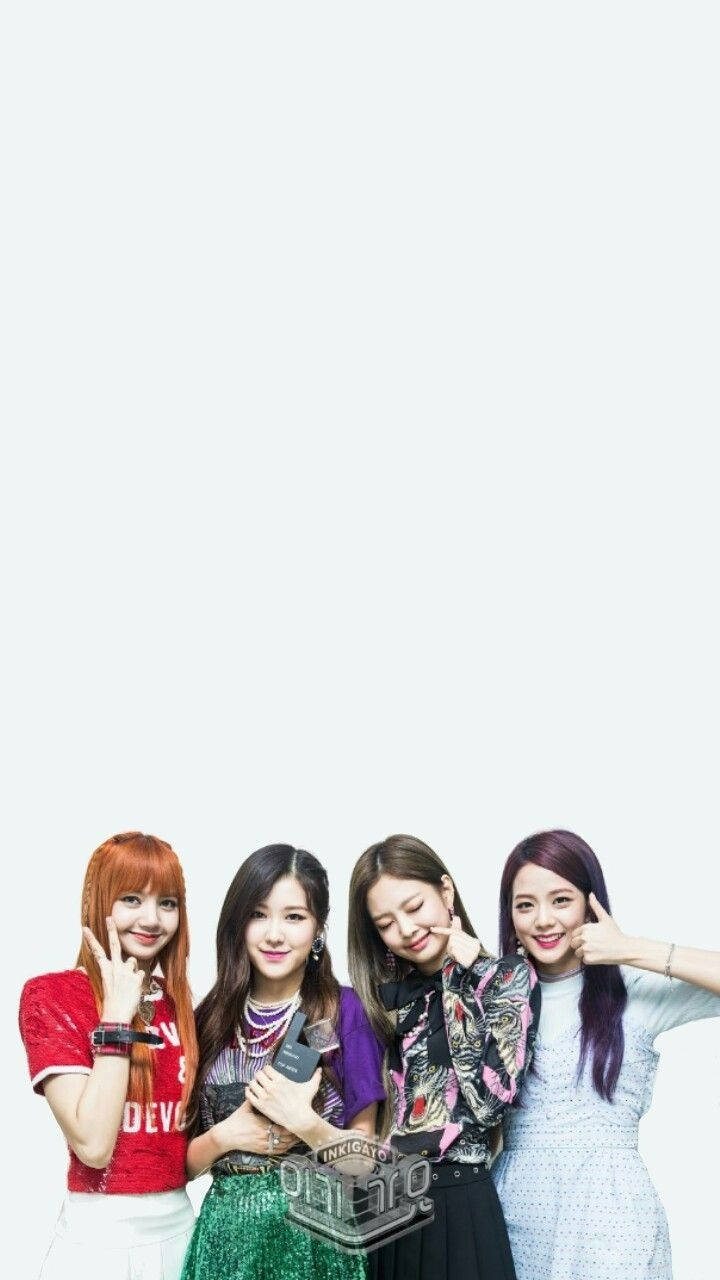 Fondo de pantalla de K-pop de las integrantes de Blackpink sobre espacio negativo blanco alto — Blackpink Fondos de pantalla