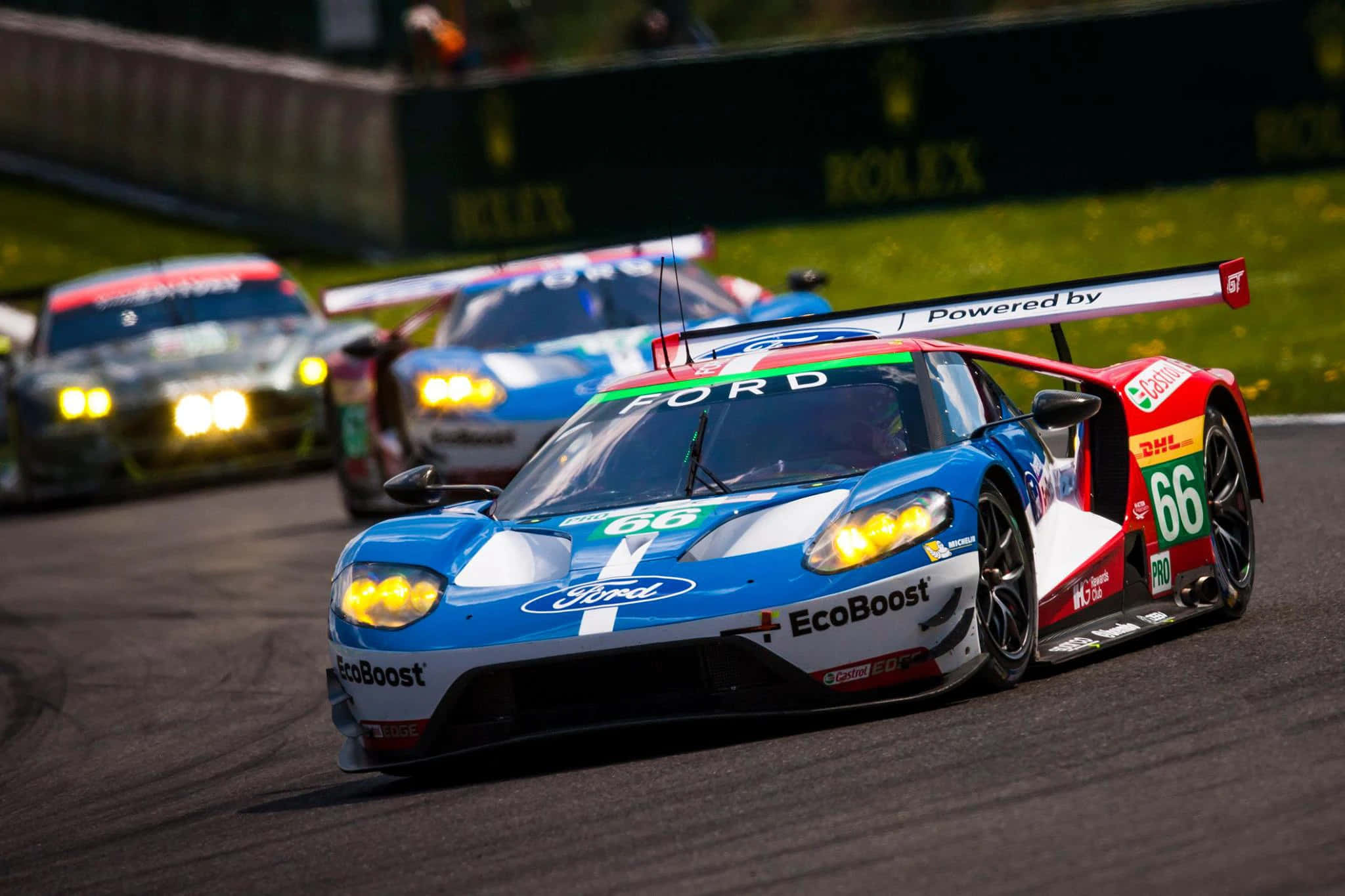 Espectacular Carrera de Autos a Alta Velocidad Fondos de pantalla