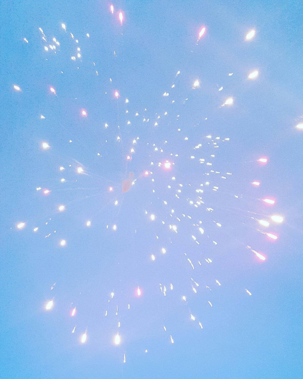 Espectáculo de fuegos artificiales azul estético simple Fondos de pantalla